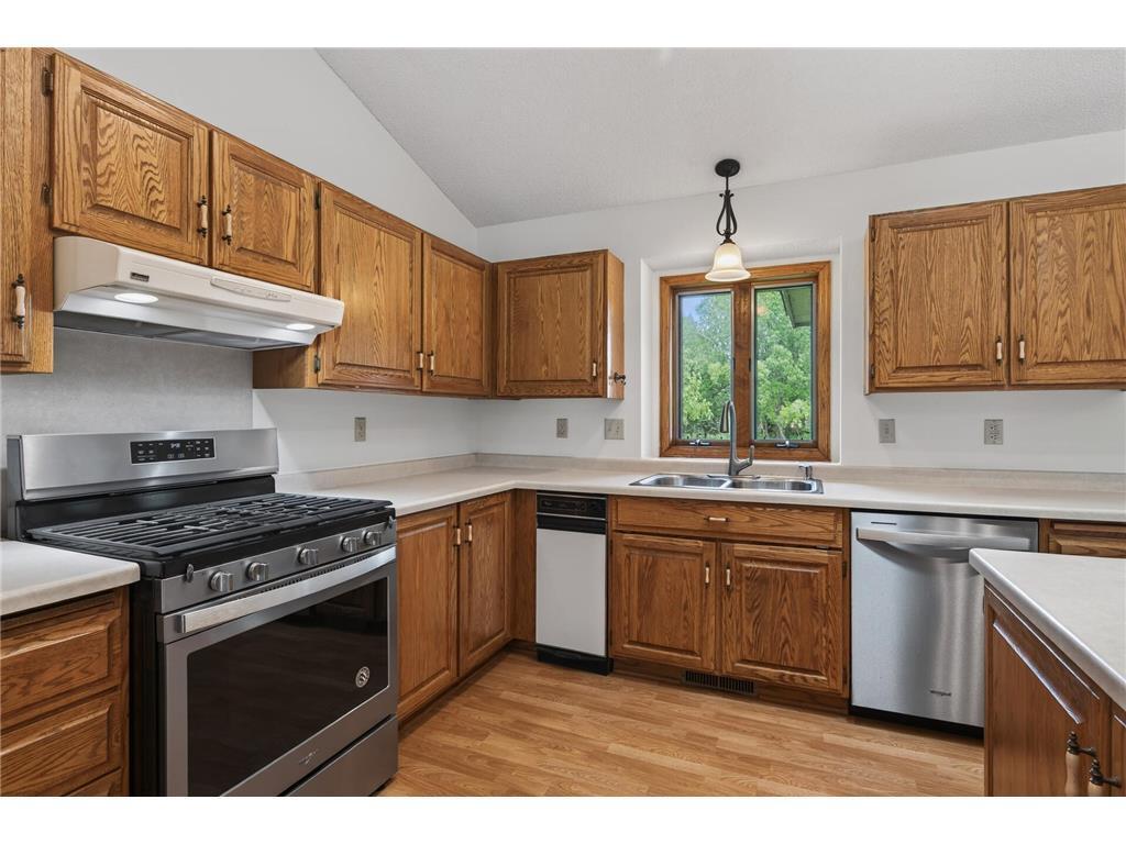 View of Residential at 9000 Ashley Terrace, Brooklyn Park MN 55443, Brooklyn Park (10 of 47) - Mike Wilen | Minnesota Team Real Estate