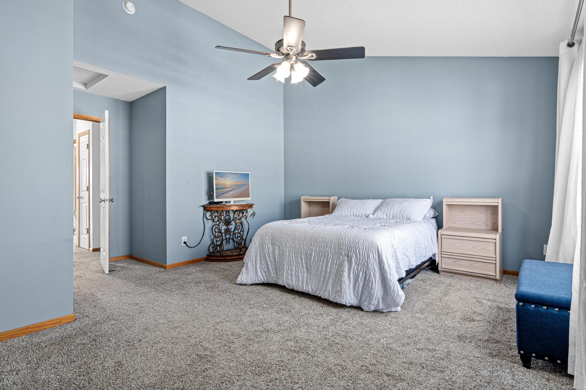 View of Residential at 4108 Parker Trail, Robbinsdale MN 55422, Robbinsdale (14 of 25) - Mike Wilen | Minnesota Team Real Estate