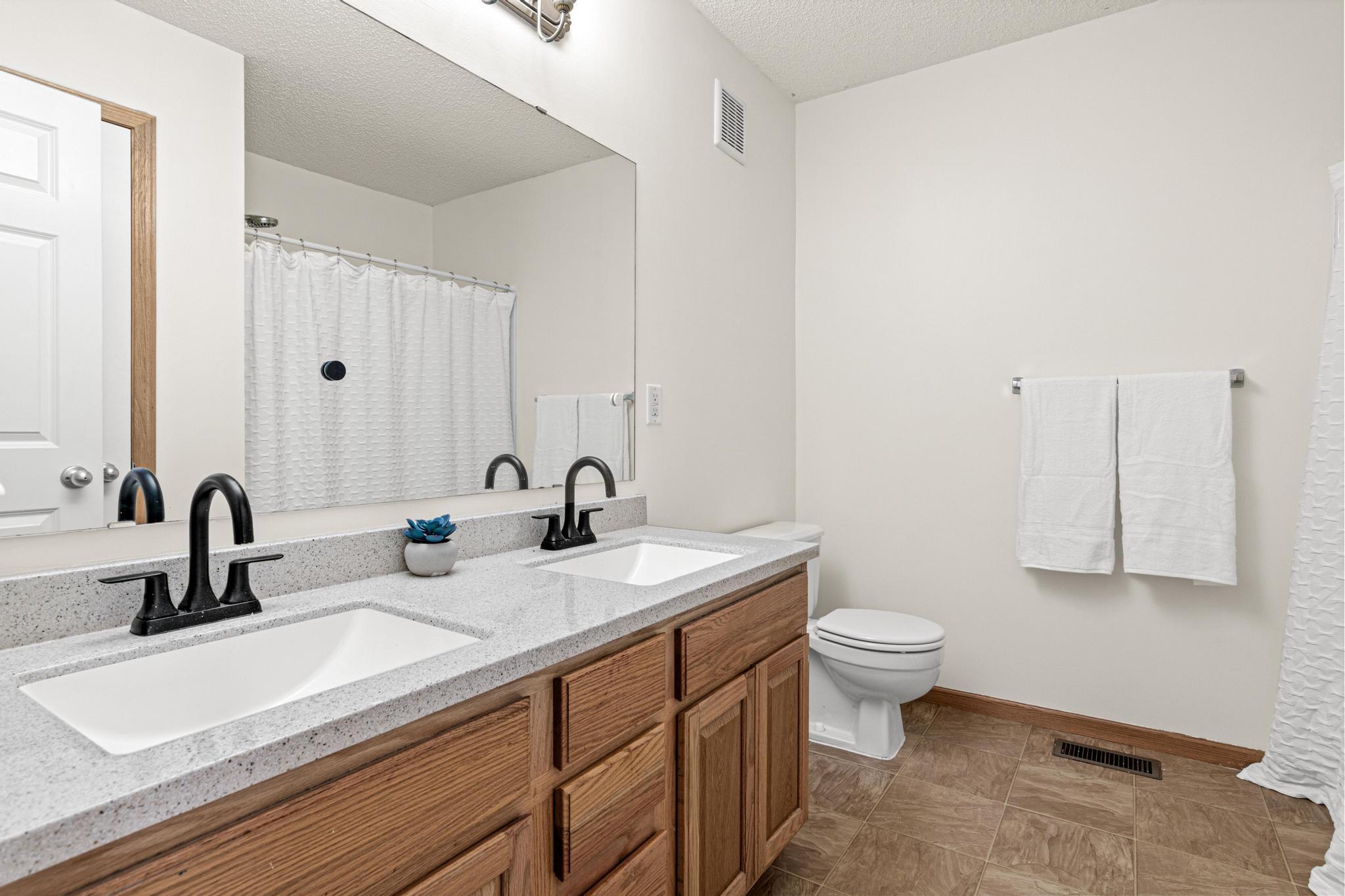 View of Residential at 4108 Parker Trail, Robbinsdale MN 55422, Robbinsdale (15 of 25) - Mike Wilen | Minnesota Team Real Estate