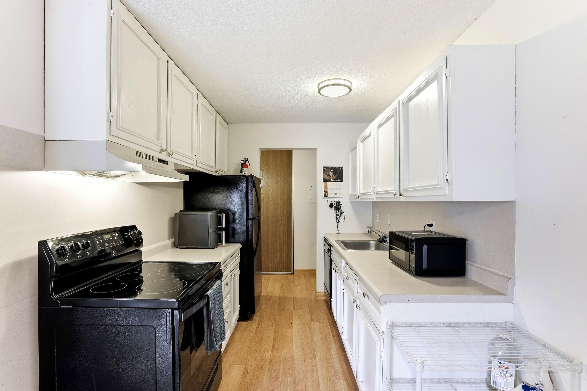 View of Residential at 4548 Cedar Lake Road #2, Saint Louis Park MN 55416, Saint Louis Park (5 of 10) - Mike Wilen | Minnesota Team Real Estate