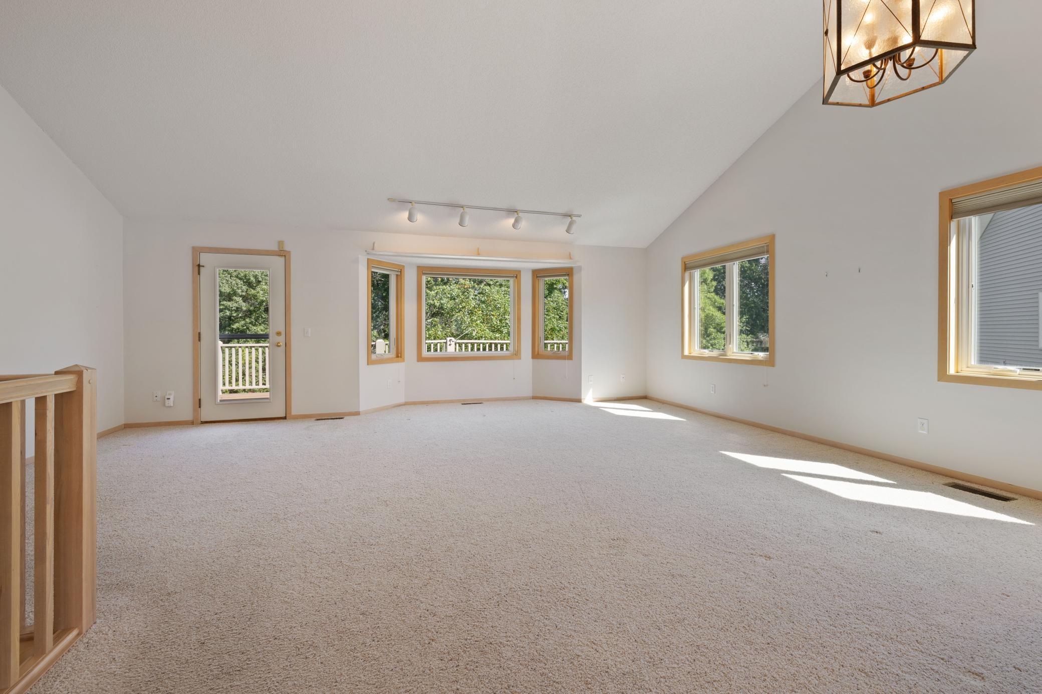 View of Residential at 7043 Oak Pointe Curve, Bloomington MN 55438, Bloomington (21 of 54) - Mike Wilen | Minnesota Team Real Estate