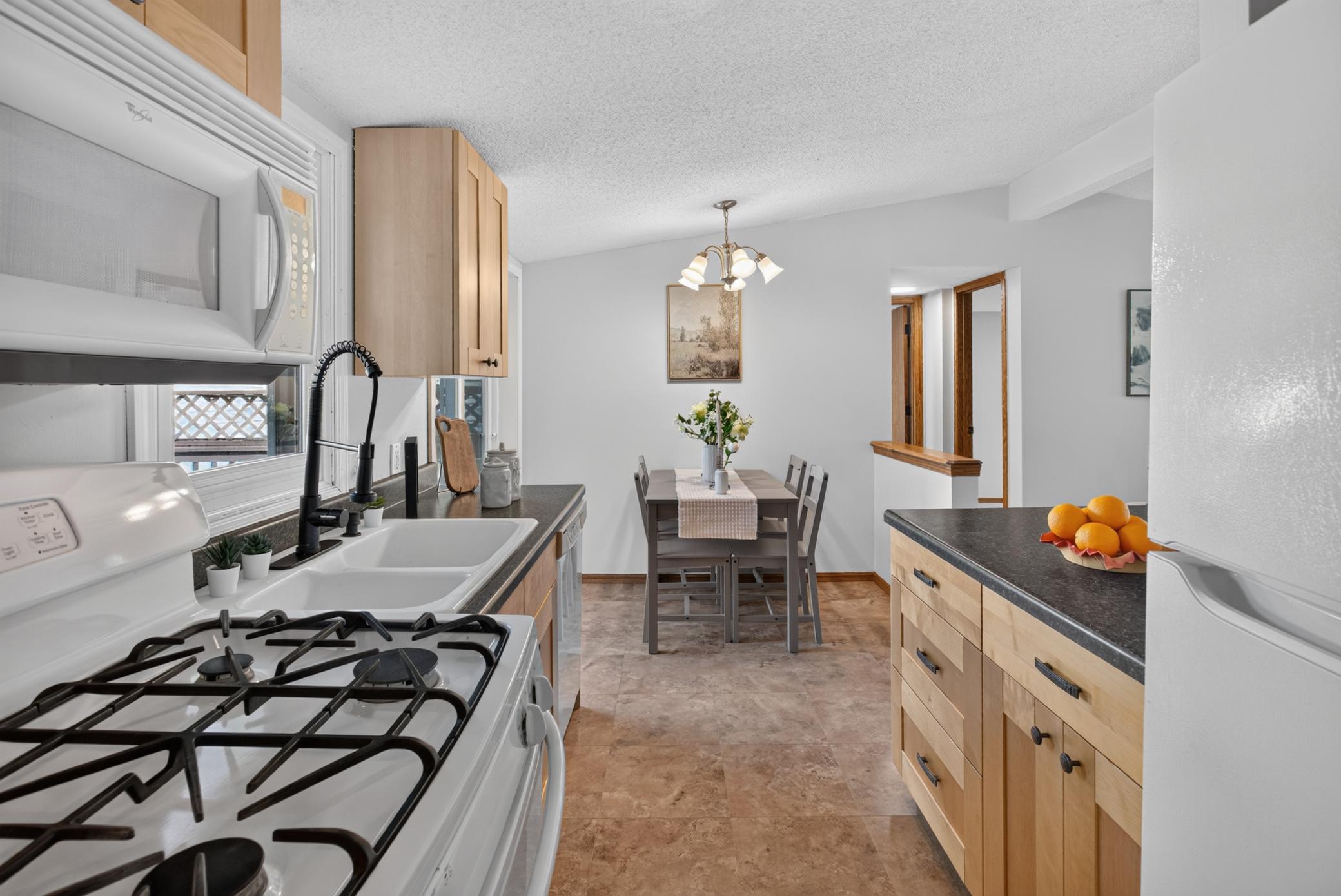 View of Residential at 9636 Heath Avenue, Cottage Grove MN 55016, Cottage Grove (13 of 28) - Mike Wilen | Minnesota Team Real Estate