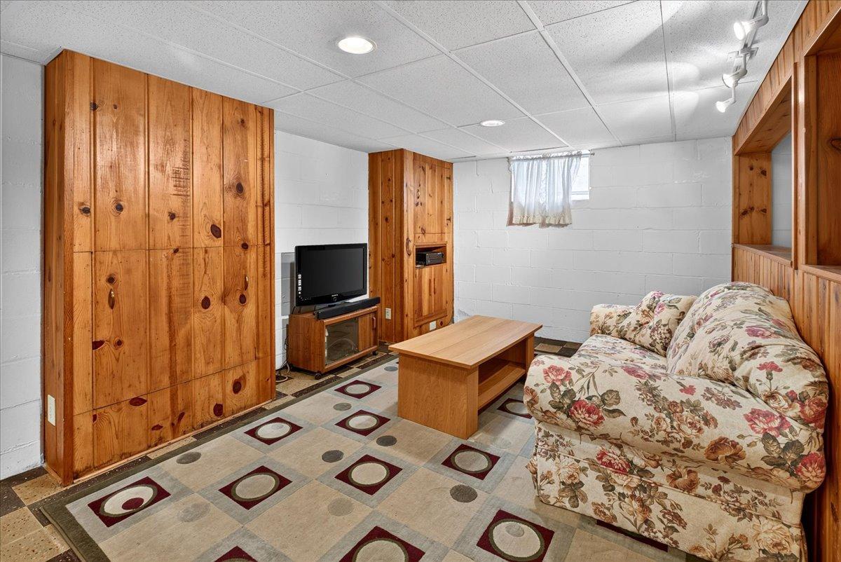 View of Residential at 5900 Thomas Avenue, Minneapolis MN 55410, Minneapolis (17 of 21) - Mike Wilen | Minnesota Team Real Estate