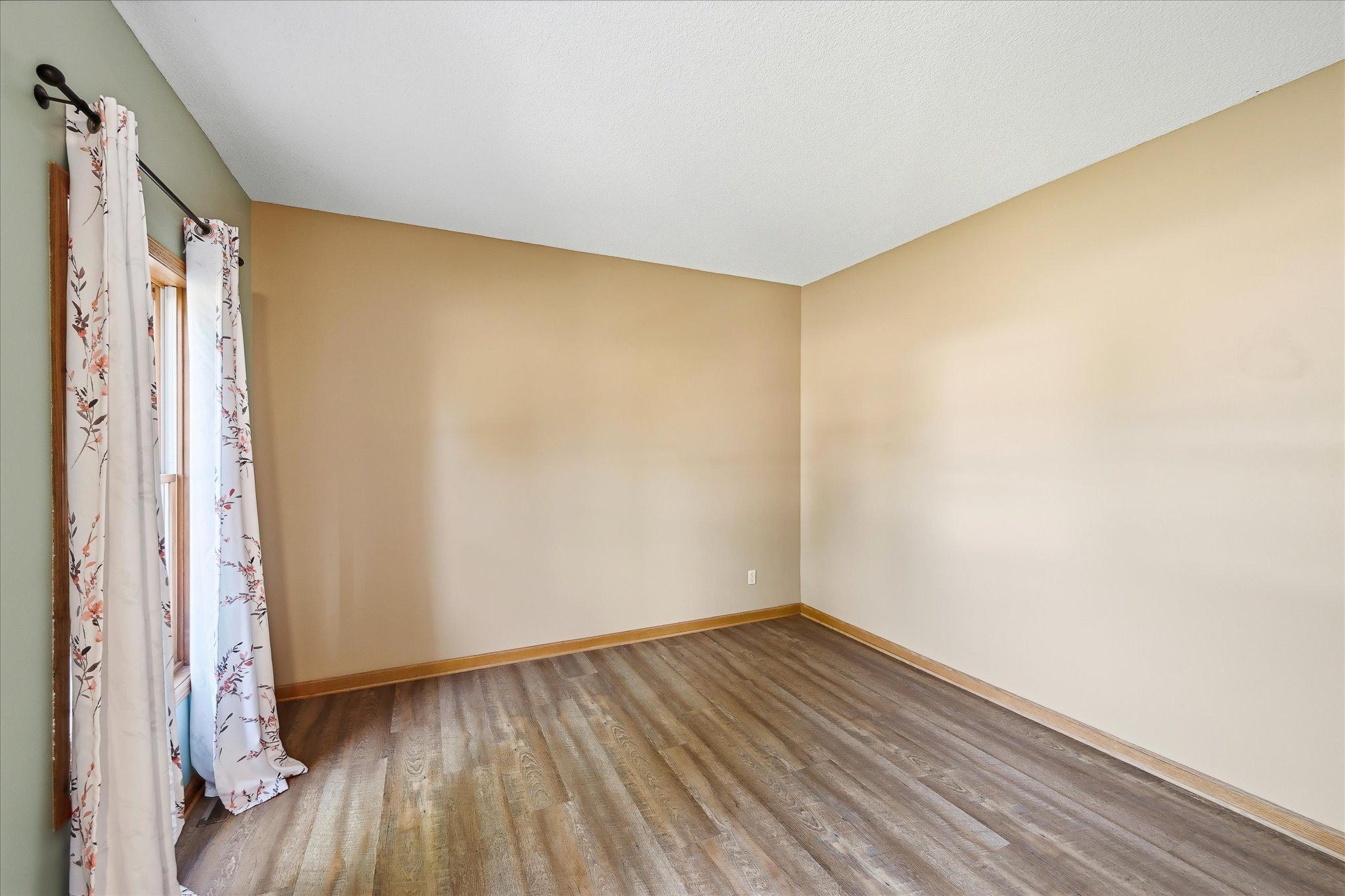 View of Residential at 2084 Wallingford Circle, Woodbury MN 55125, Woodbury (5 of 36) - Mike Wilen | Minnesota Team Real Estate