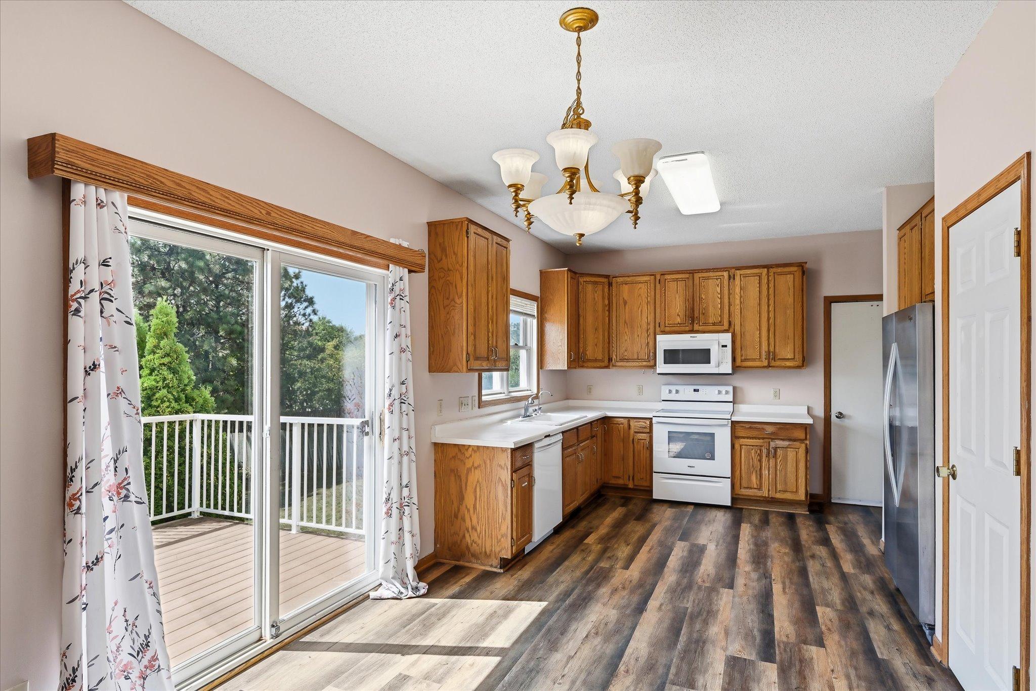 View of Residential at 2084 Wallingford Circle, Woodbury MN 55125, Woodbury (9 of 36) - Mike Wilen | Minnesota Team Real Estate