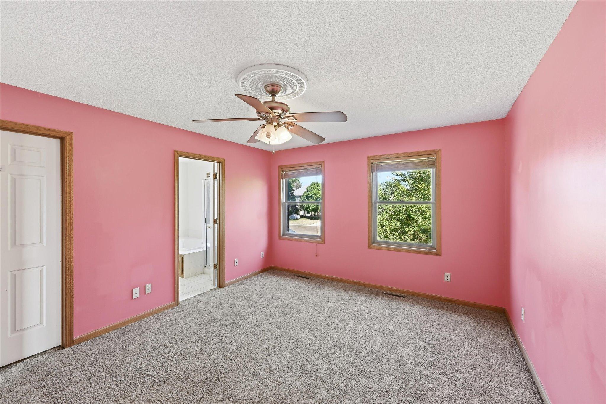 View of Residential at 2084 Wallingford Circle, Woodbury MN 55125, Woodbury (19 of 36) - Mike Wilen | Minnesota Team Real Estate