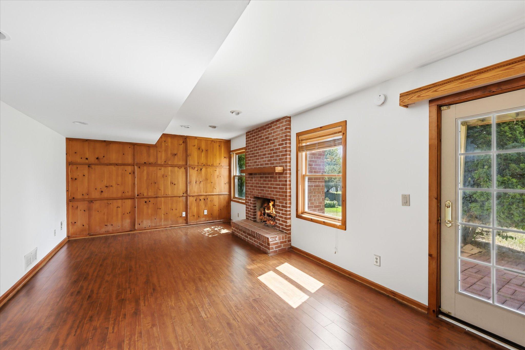 View of Residential at 2084 Wallingford Circle, Woodbury MN 55125, Woodbury (25 of 36) - Mike Wilen | Minnesota Team Real Estate