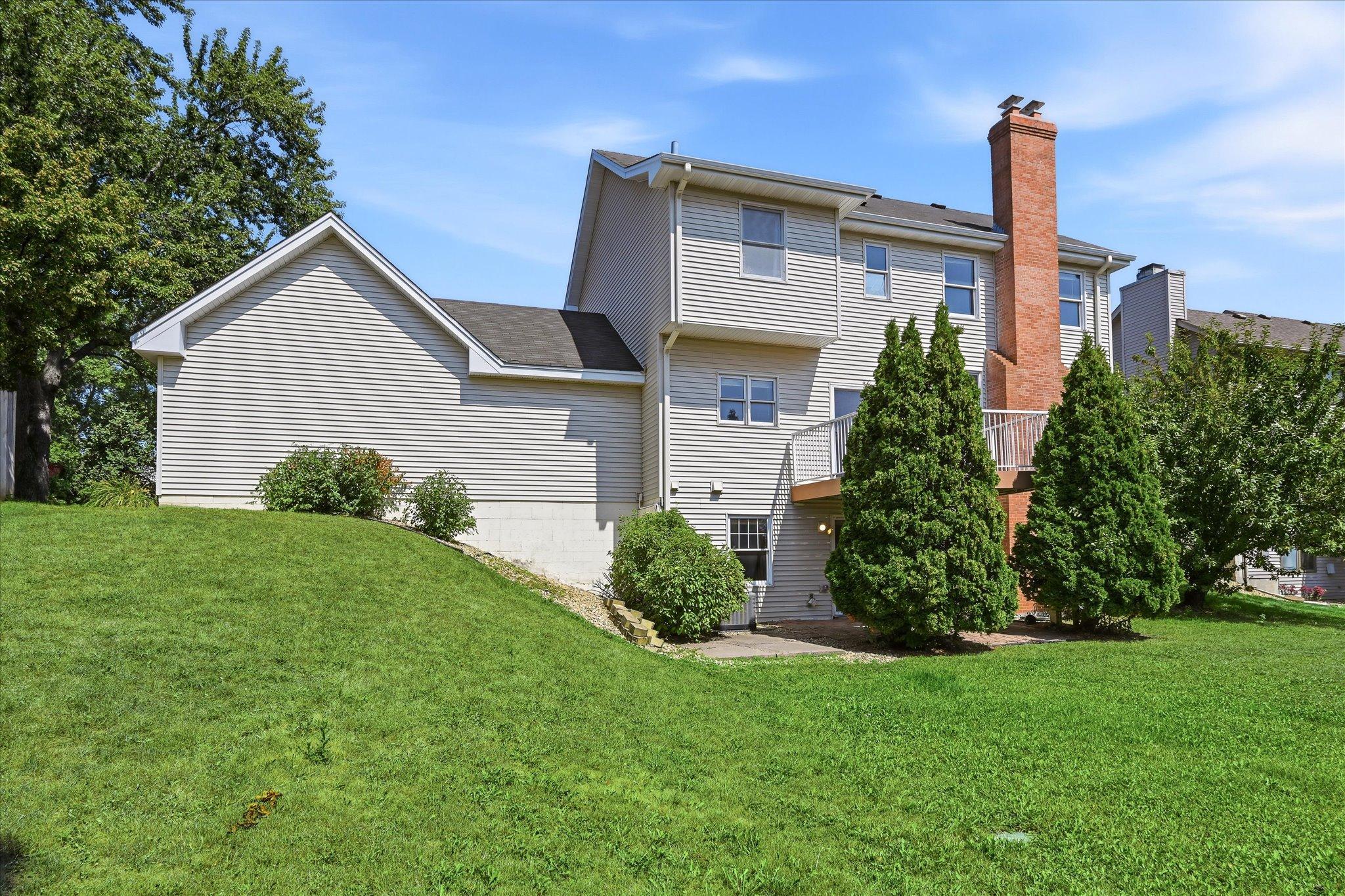 View of Residential at 2084 Wallingford Circle, Woodbury MN 55125, Woodbury (31 of 36) - Mike Wilen | Minnesota Team Real Estate