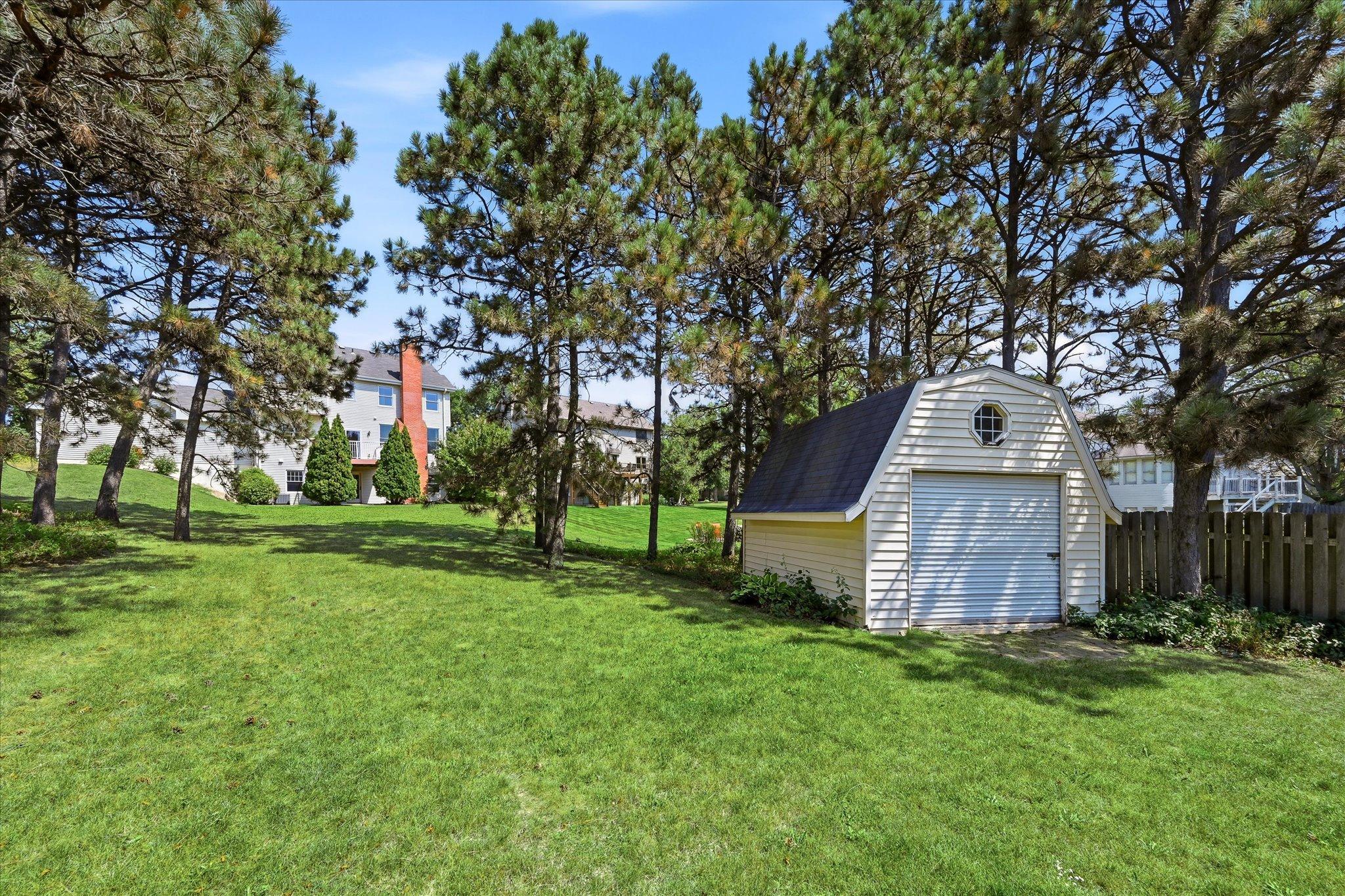 View of Residential at 2084 Wallingford Circle, Woodbury MN 55125, Woodbury (32 of 36) - Mike Wilen | Minnesota Team Real Estate