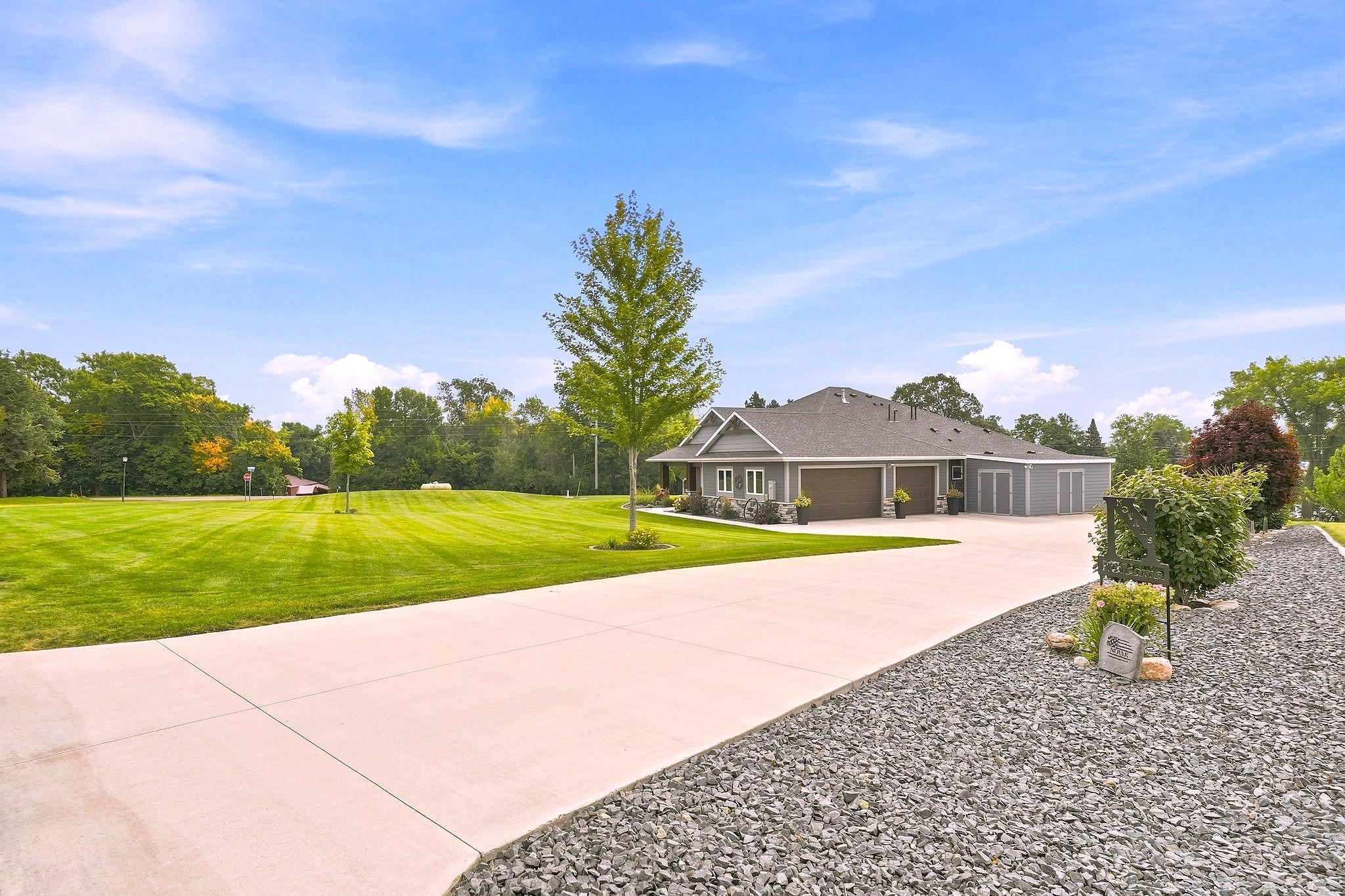 View of Residential at 19135 Lake Volney Circle, Le Center MN 56057, Le Center (40 of 46) - Mike Wilen | Minnesota Team Real Estate