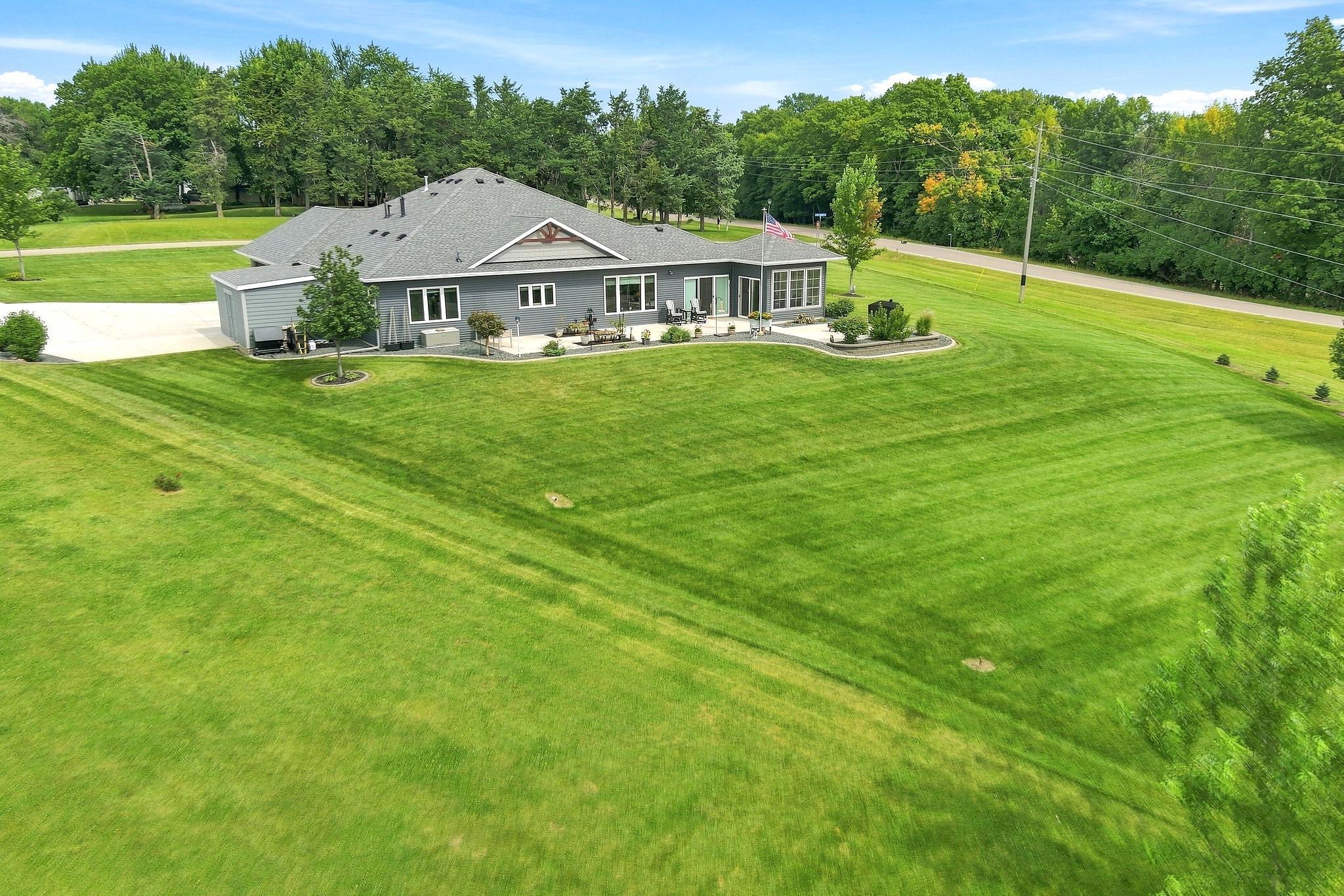 View of Residential at 19135 Lake Volney Circle, Le Center MN 56057, Le Center (36 of 46) - Mike Wilen | Minnesota Team Real Estate
