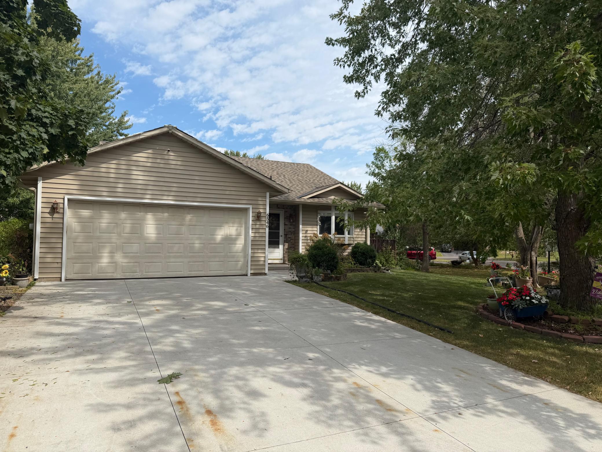 View of Residential at 6546 Upper 22nd Street, Oakdale MN 55128, Oakdale - Mike Wilen | Minnesota Team Real Estate
