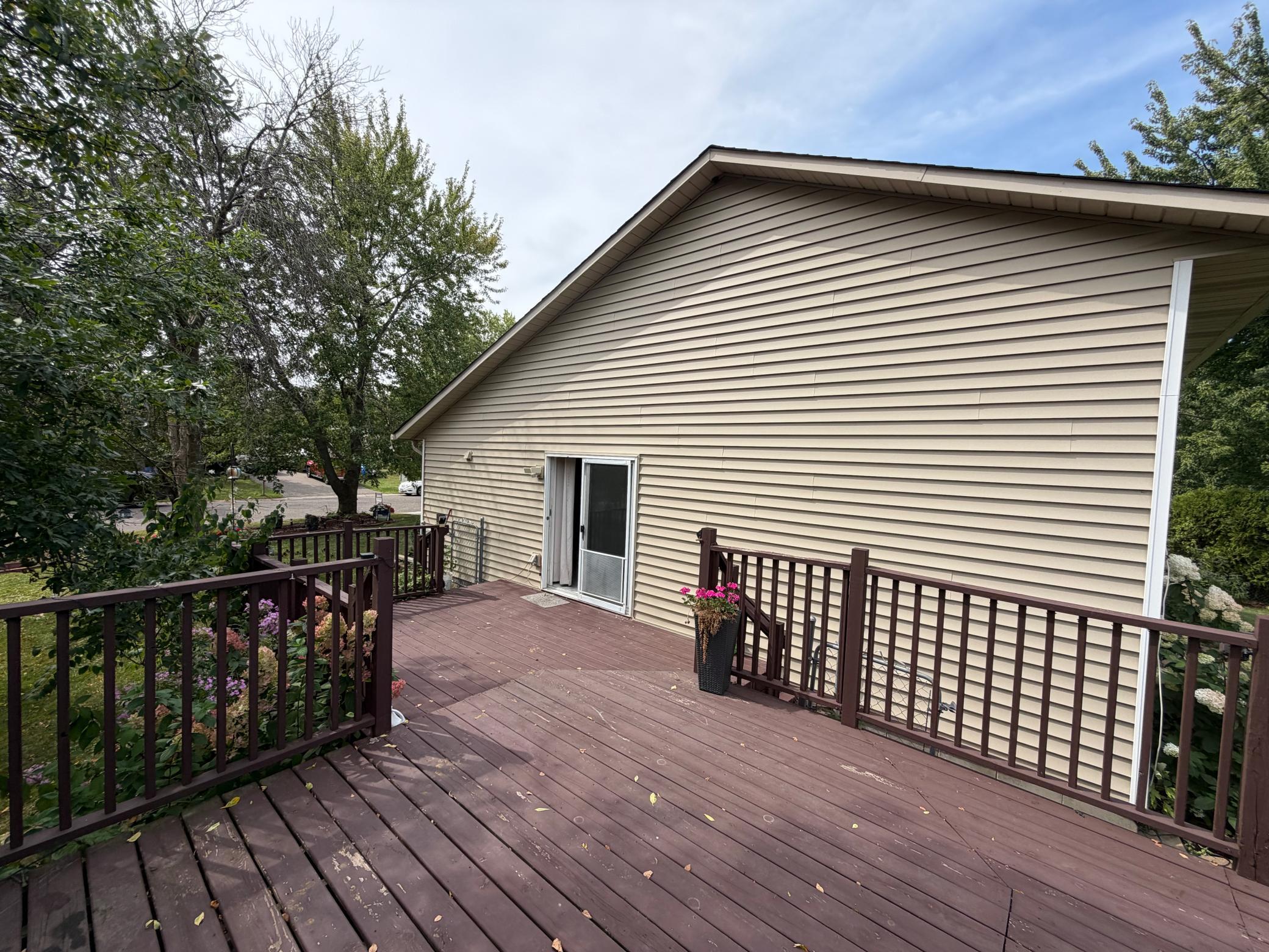 View of Residential at 6546 Upper 22nd Street, Oakdale MN 55128, Oakdale (13 of 14) - Mike Wilen | Minnesota Team Real Estate