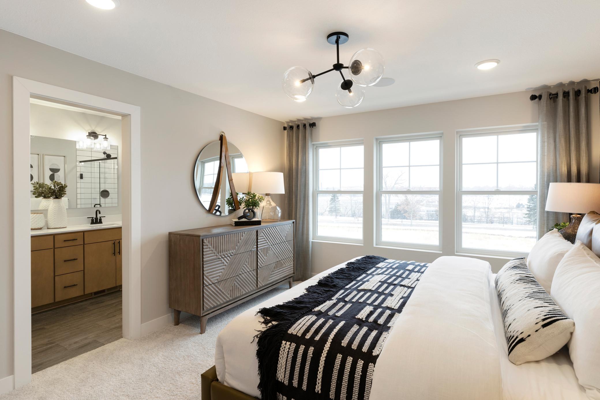 View of Residential at 851 Sweetwater Drive, Saint Paul MN 55116, Saint Paul (28 of 40) - Mike Wilen | Minnesota Team Real Estate