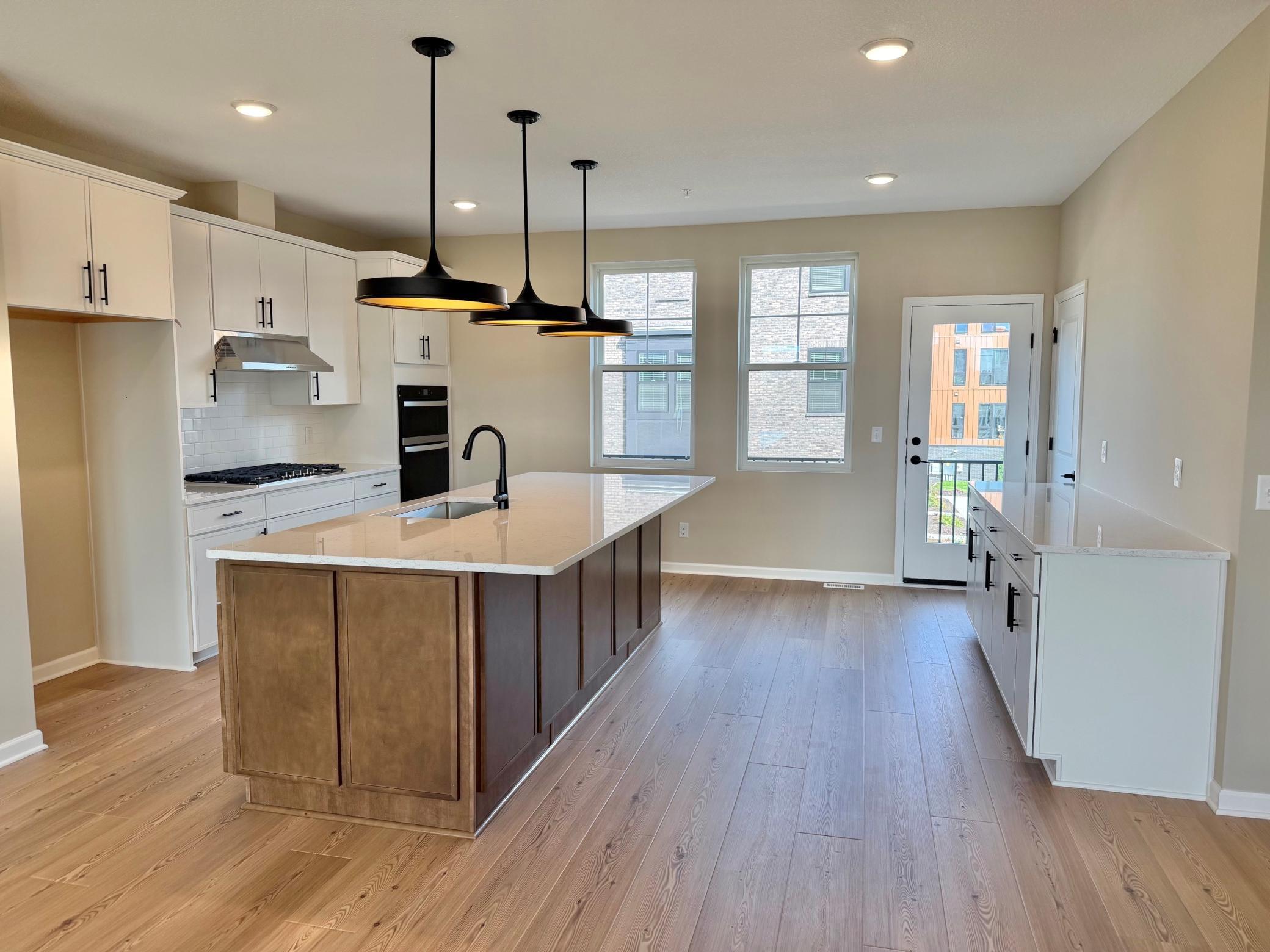 View of Residential at 2273 Beechwood Avenue, Saint Paul MN 55116, Saint Paul (10 of 45) - Mike Wilen | Minnesota Team Real Estate