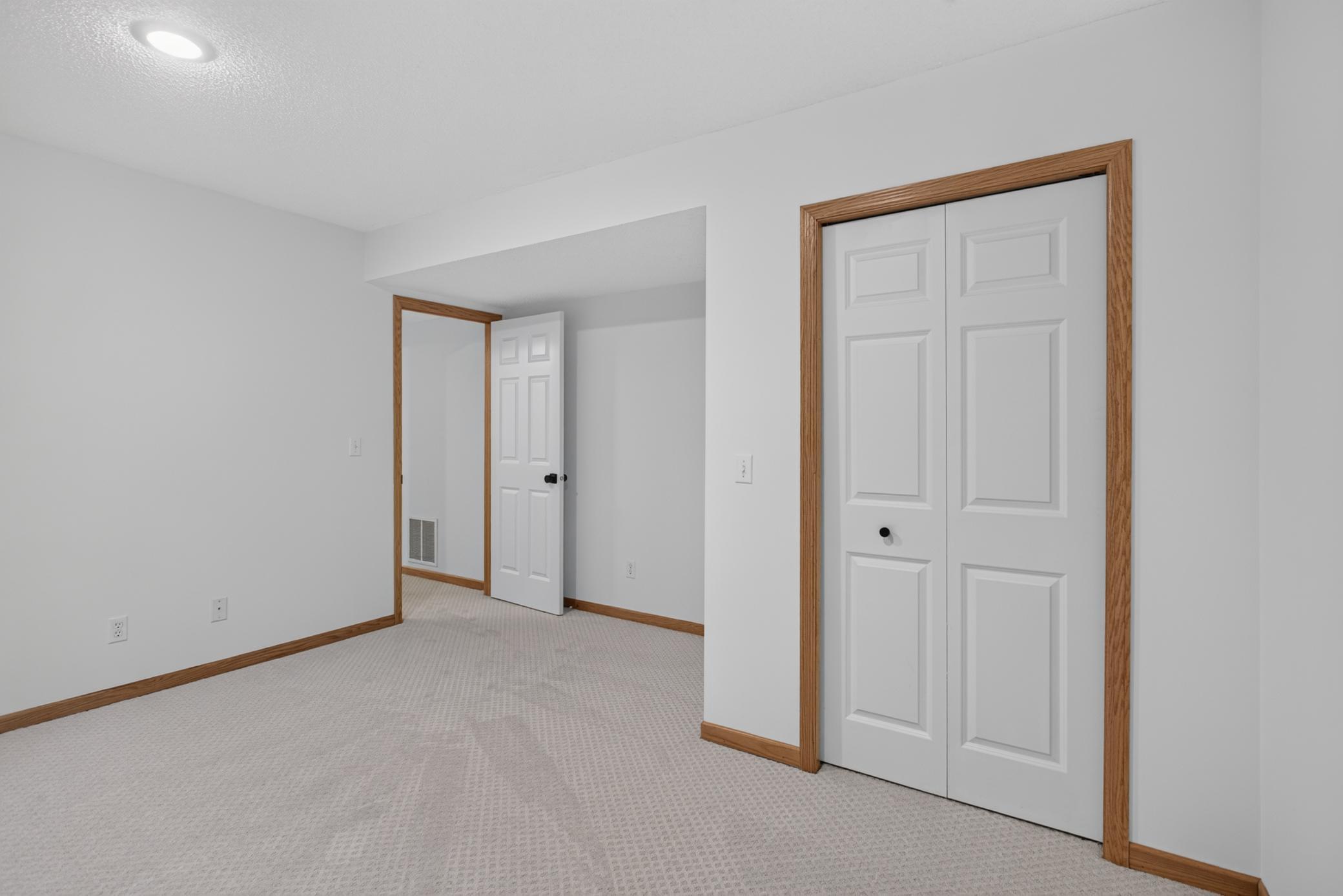 View of Residential at 3781 Burgundy Drive, Eagan MN 55122, Eagan (38 of 46) - Mike Wilen | Minnesota Team Real Estate