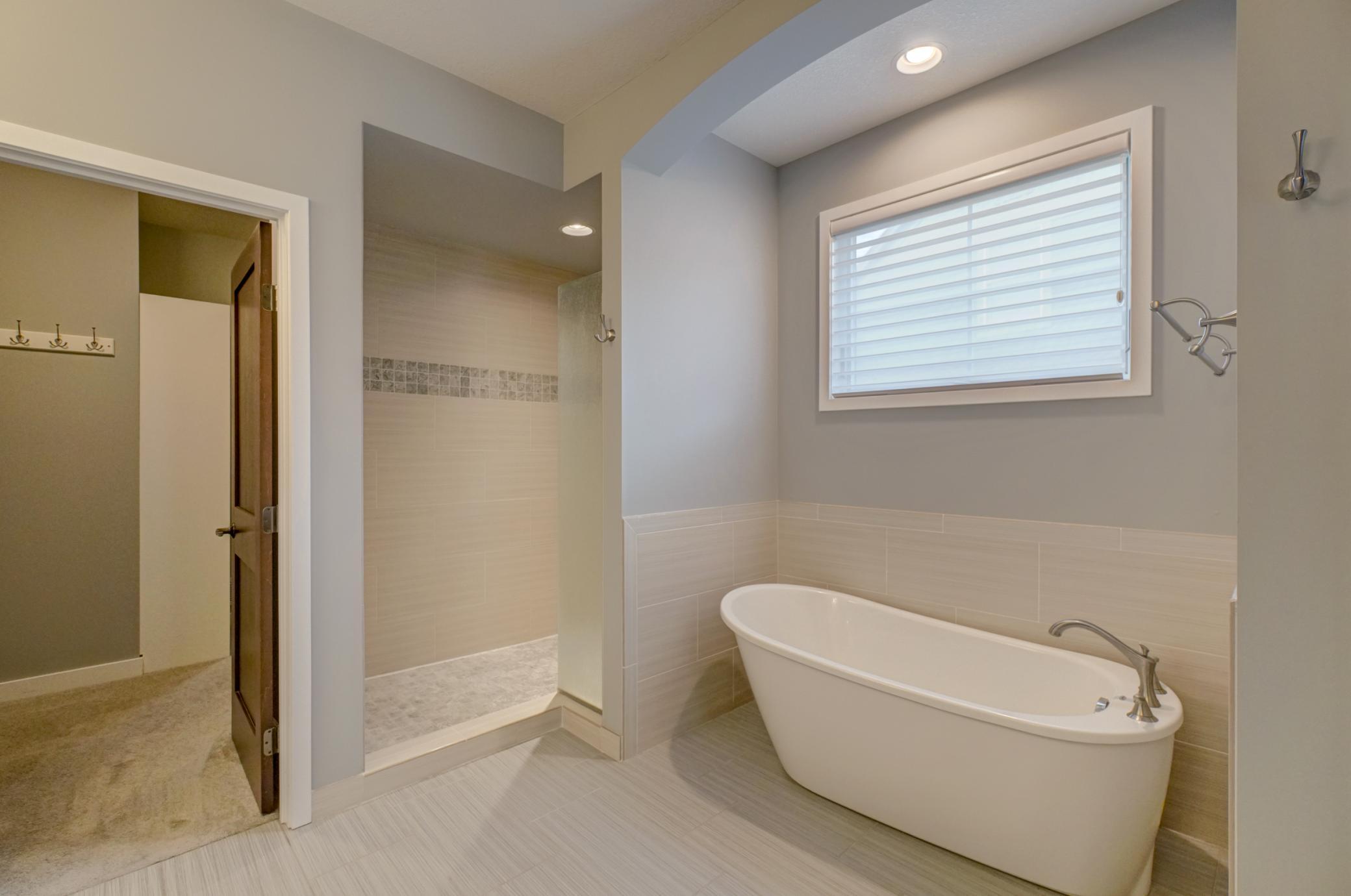 View of Residential at 1335 Palisade Path, Woodbury MN 55129, Woodbury (11 of 23) - Mike Wilen | Minnesota Team Real Estate