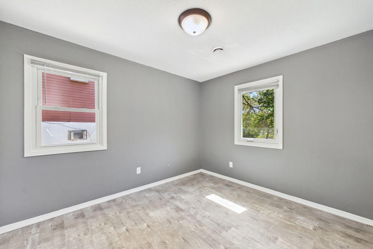 View of Residential Income at 439 Arlington Avenue, Saint Paul MN 55130, Saint Paul (19 of 30) - Mike Wilen | Minnesota Team Real Estate