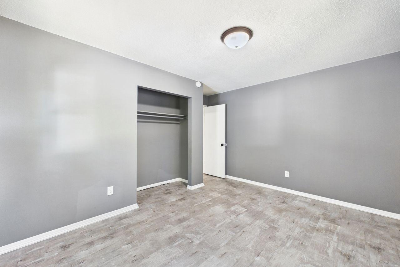 View of Residential Income at 439 Arlington Avenue, Saint Paul MN 55130, Saint Paul (18 of 30) - Mike Wilen | Minnesota Team Real Estate