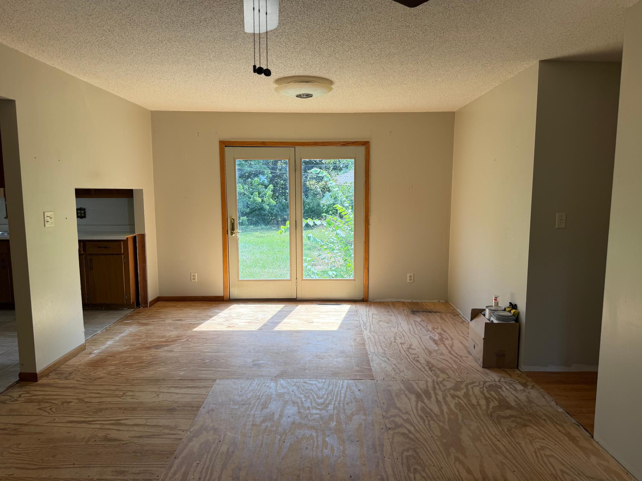 View of Residential at 1307 Park Road, Bloomington MN 55425, Bloomington (5 of 19) - Mike Wilen | Minnesota Team Real Estate