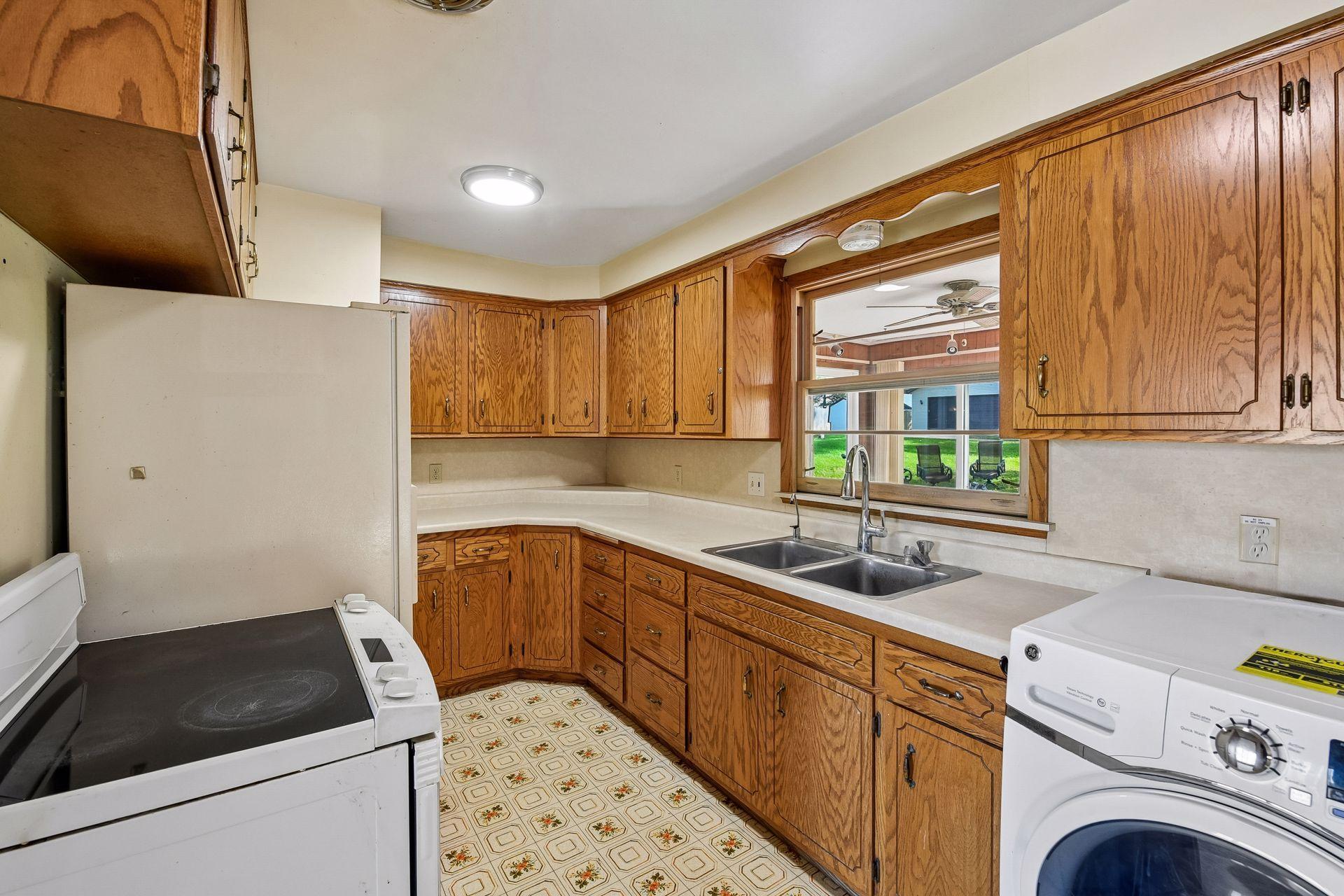 View of Residential at 212 2nd Street, New Prague MN 56071, New Prague (25 of 50) - Mike Wilen | Minnesota Team Real Estate