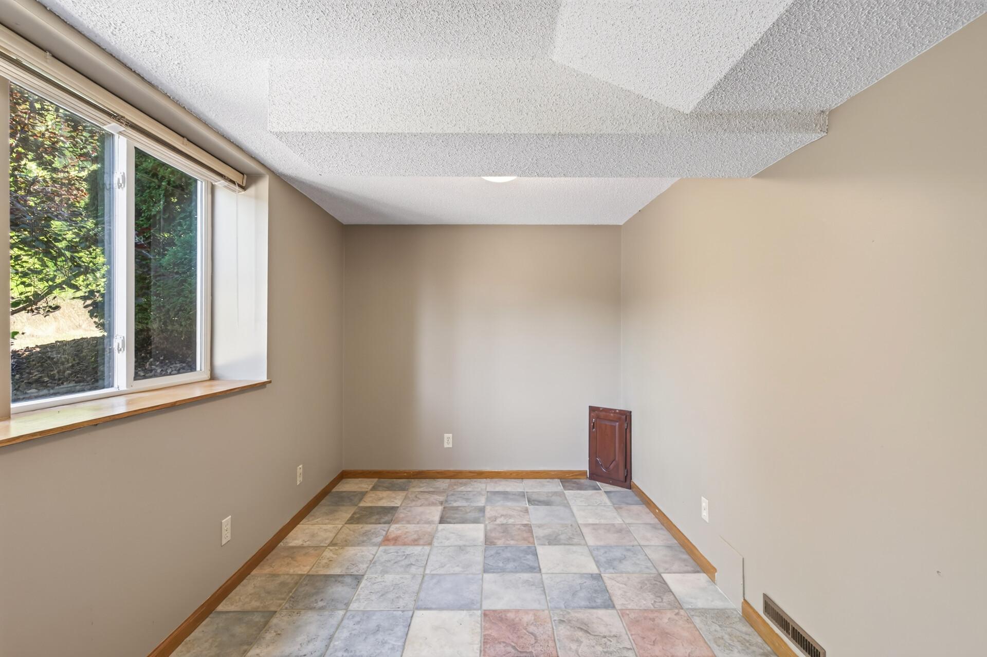 View of Residential at 7146 Military Road, Woodbury MN 55129, Woodbury (27 of 70) - Mike Wilen | Minnesota Team Real Estate