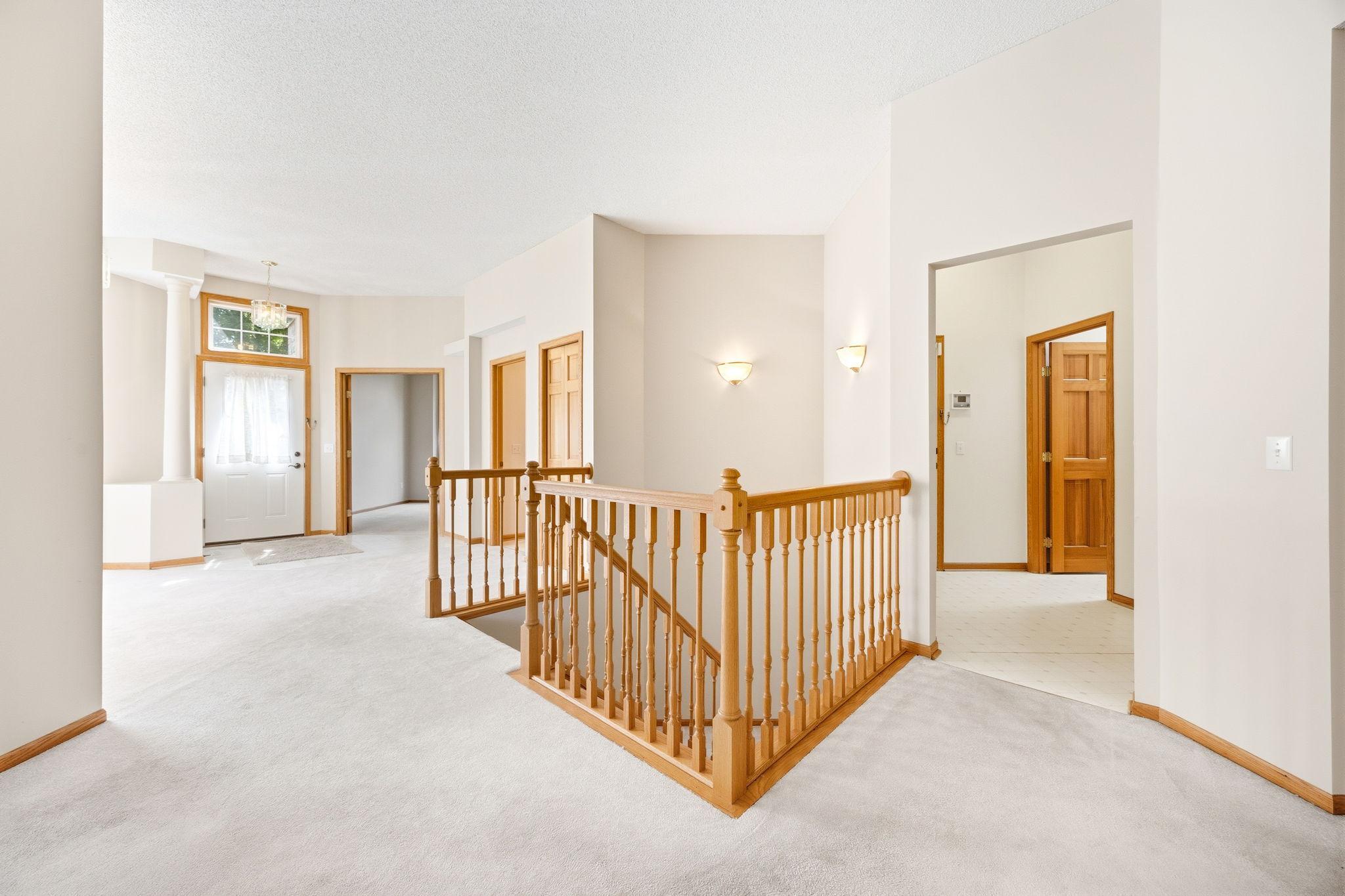 View of Residential at 3771 Burgundy Drive, Eagan MN 55122, Eagan (27 of 33) - Mike Wilen | Minnesota Team Real Estate