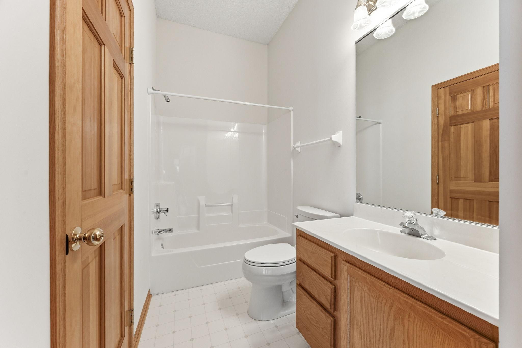 View of Residential at 3771 Burgundy Drive, Eagan MN 55122, Eagan (22 of 33) - Mike Wilen | Minnesota Team Real Estate