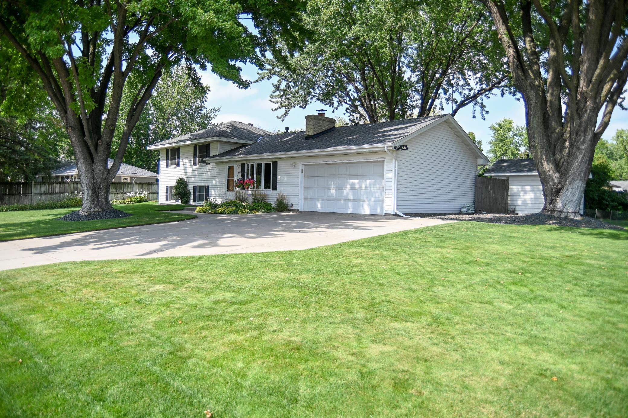 View of Residential at 8486 88th Street, Cottage Grove MN 55016, Cottage Grove (2 of 27) - Mike Wilen | Minnesota Team Real Estate