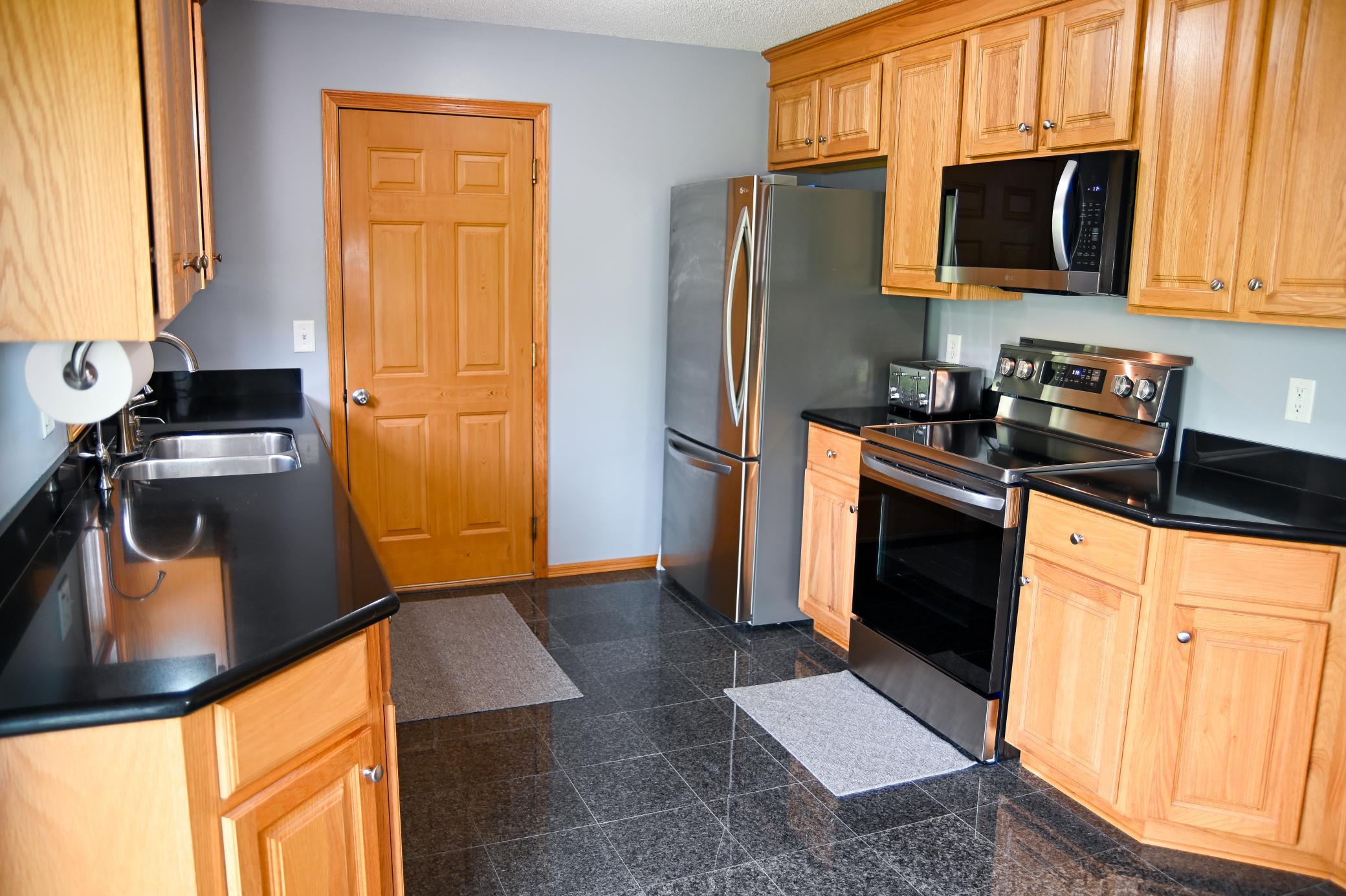View of Residential at 8486 88th Street, Cottage Grove MN 55016, Cottage Grove (11 of 27) - Mike Wilen | Minnesota Team Real Estate