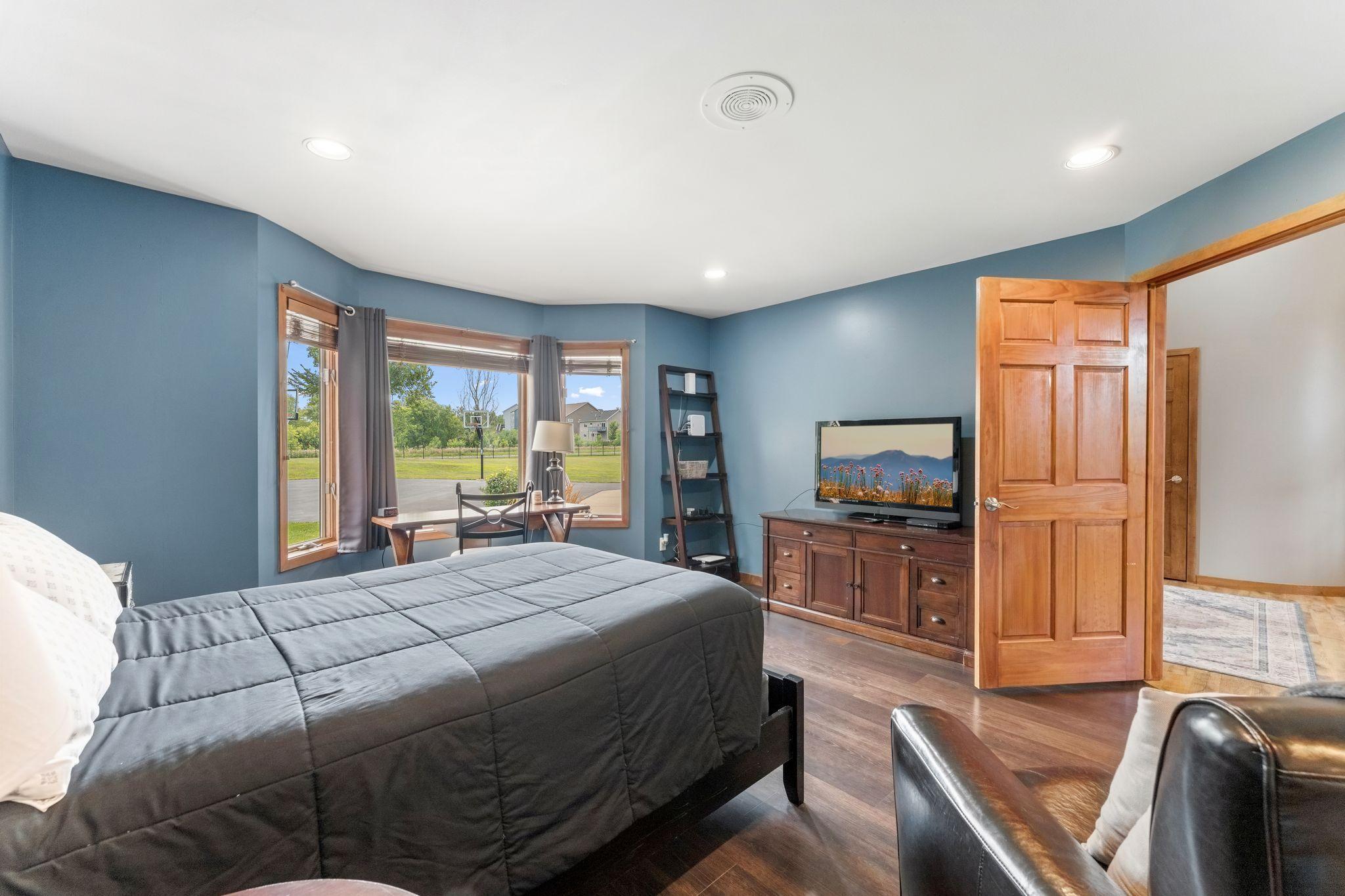 View of Residential at 2400 Jennifer Lane, Shakopee MN 55379, Shakopee (32 of 82) - Mike Wilen | Minnesota Team Real Estate