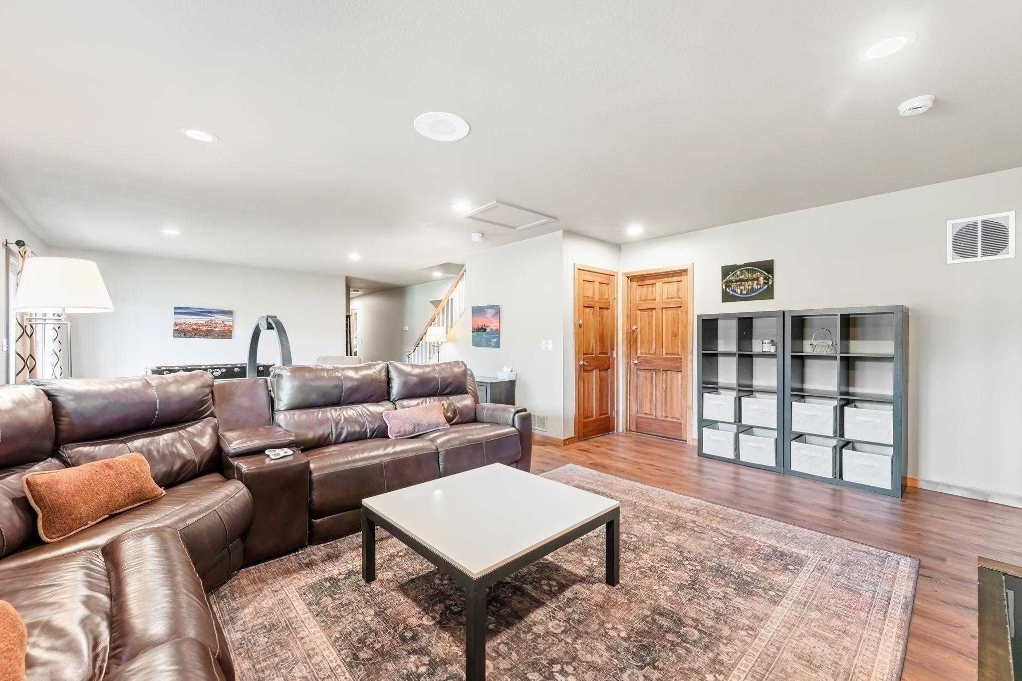 View of Residential at 2400 Jennifer Lane, Shakopee MN 55379, Shakopee (39 of 82) - Mike Wilen | Minnesota Team Real Estate
