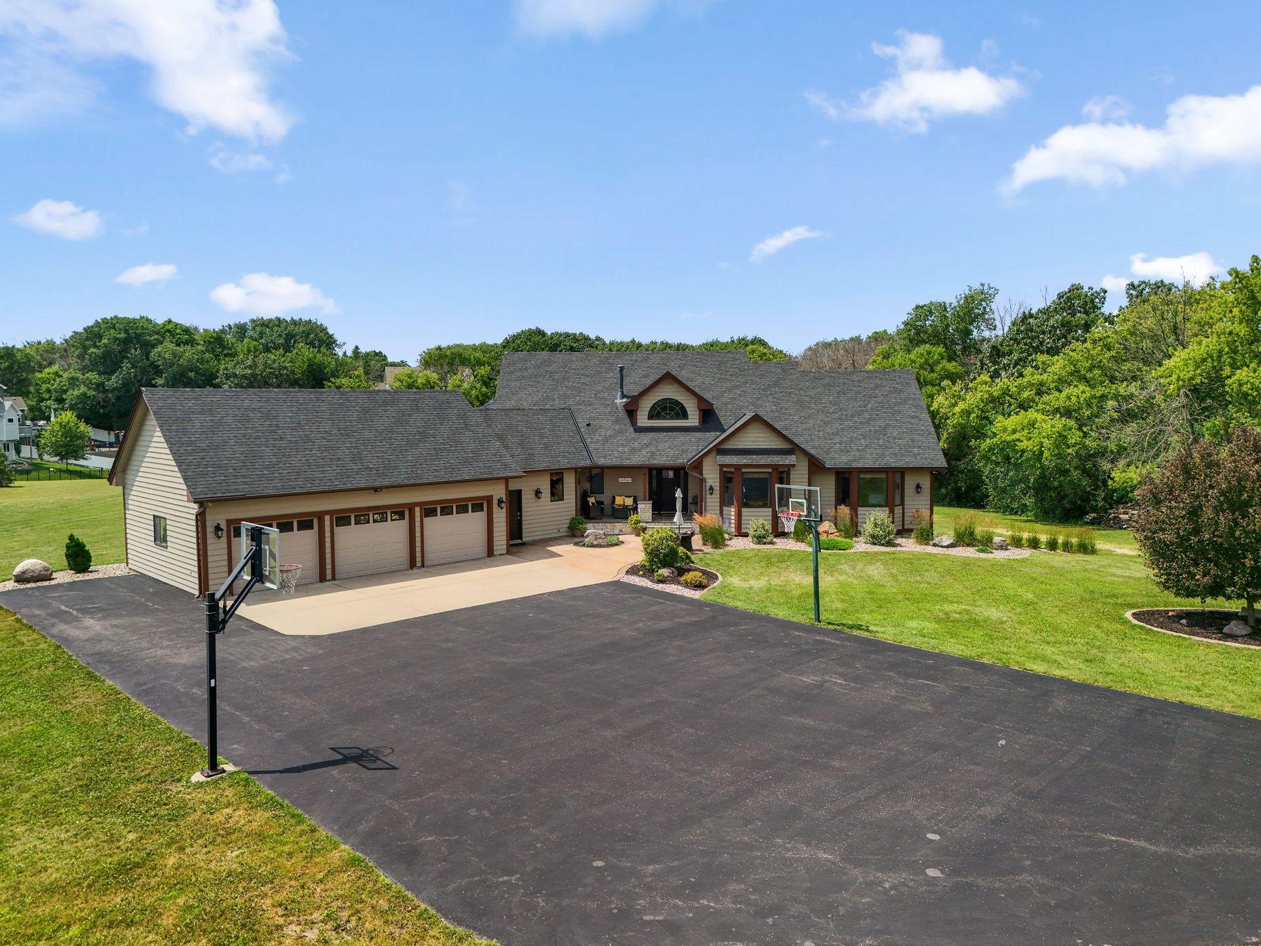 View of Residential at 2400 Jennifer Lane, Shakopee MN 55379, Shakopee (55 of 82) - Mike Wilen | Minnesota Team Real Estate