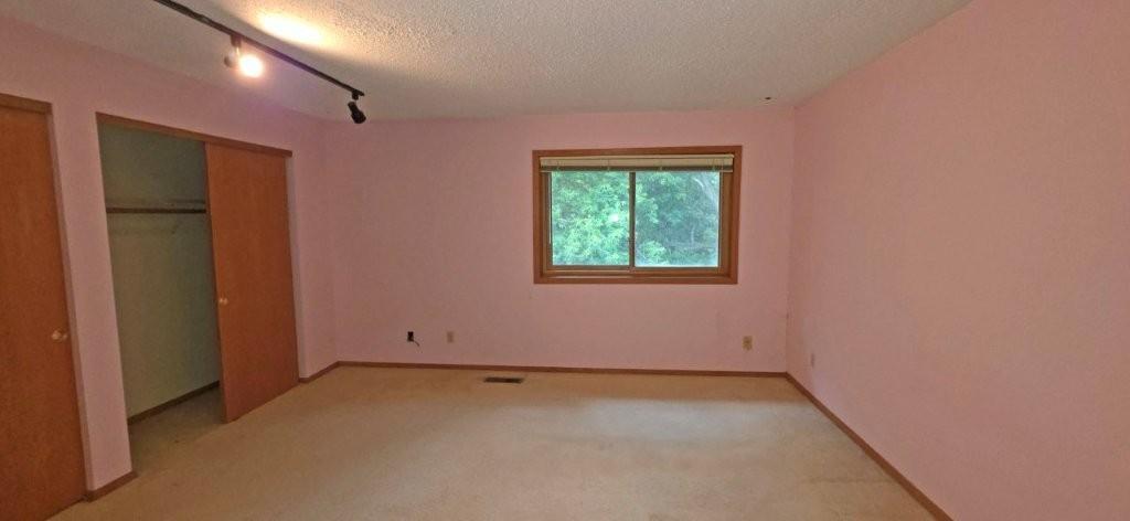 View of Residential at 3231 Evergreen Drive, Eagan MN 55121, Eagan (21 of 32) - Mike Wilen | Minnesota Team Real Estate