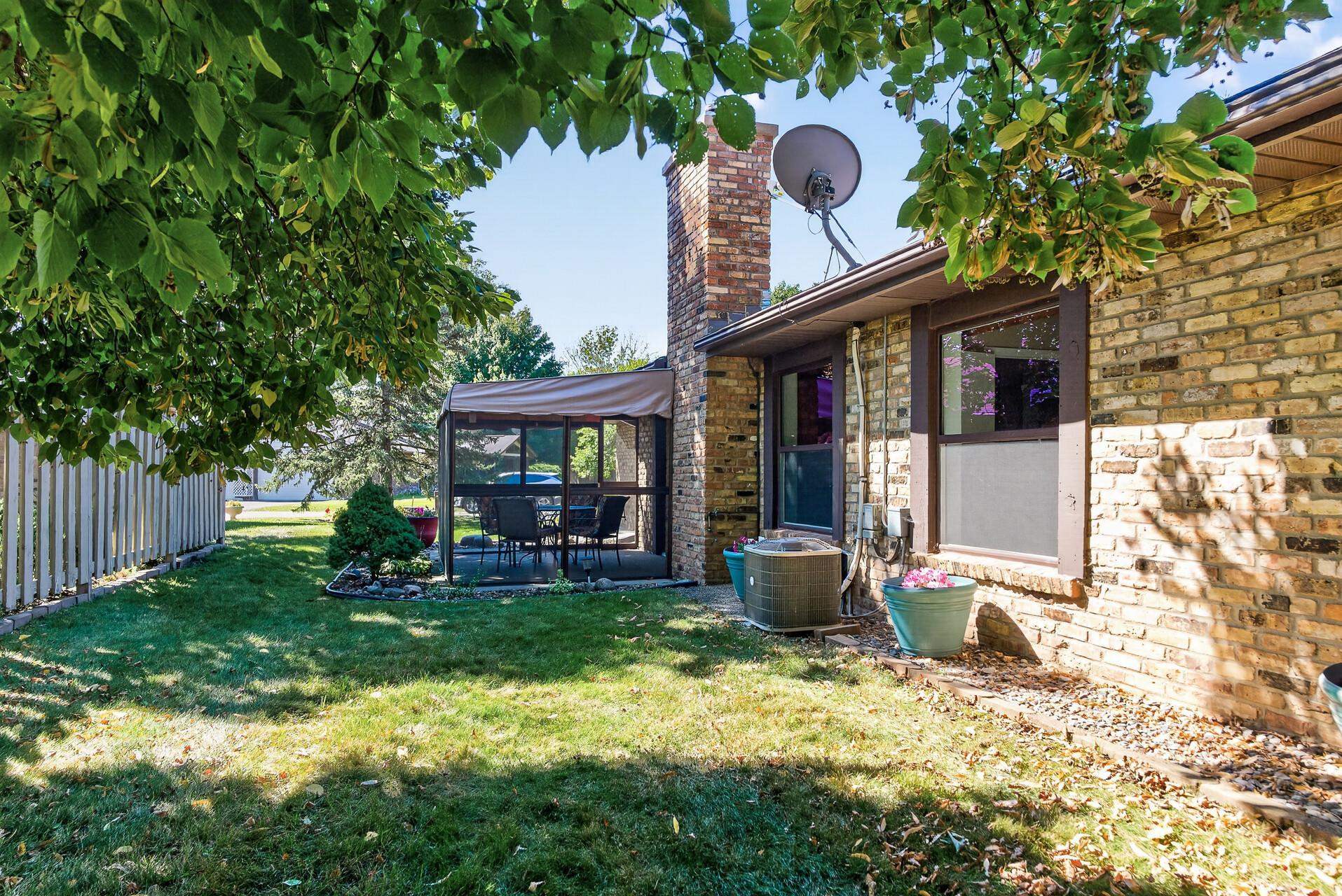 View of Residential at 1190 Black Oaks Lane, Plymouth MN 55447, Plymouth (19 of 26) - Mike Wilen | Minnesota Team Real Estate