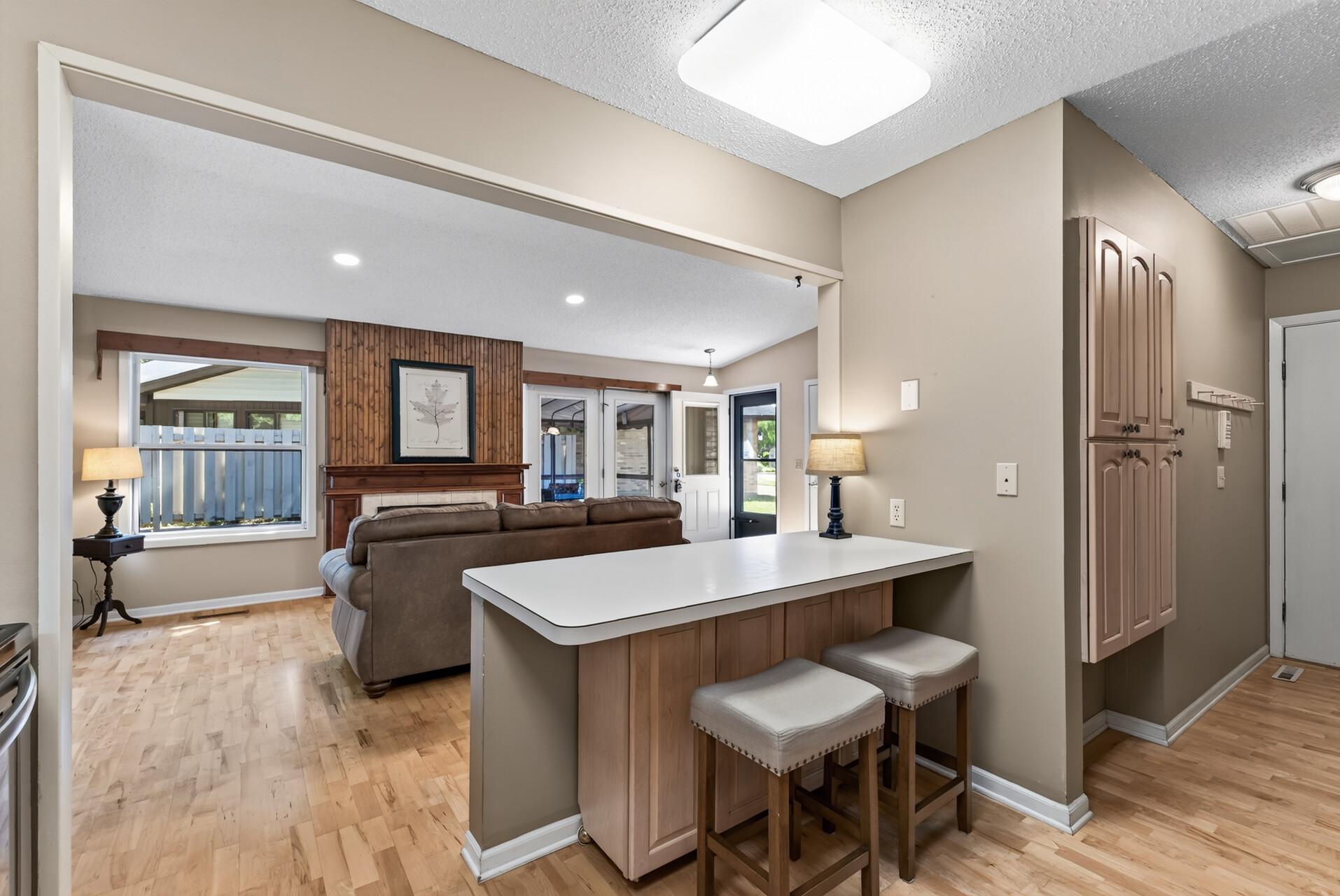 View of Residential at 1190 Black Oaks Lane, Plymouth MN 55447, Plymouth (9 of 26) - Mike Wilen | Minnesota Team Real Estate