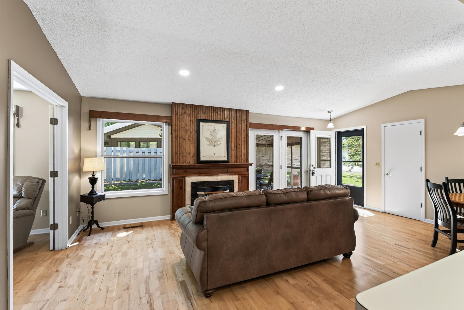 View of Residential at 1190 Black Oaks Lane, Plymouth MN 55447, Plymouth (3 of 26) - Mike Wilen | Minnesota Team Real Estate