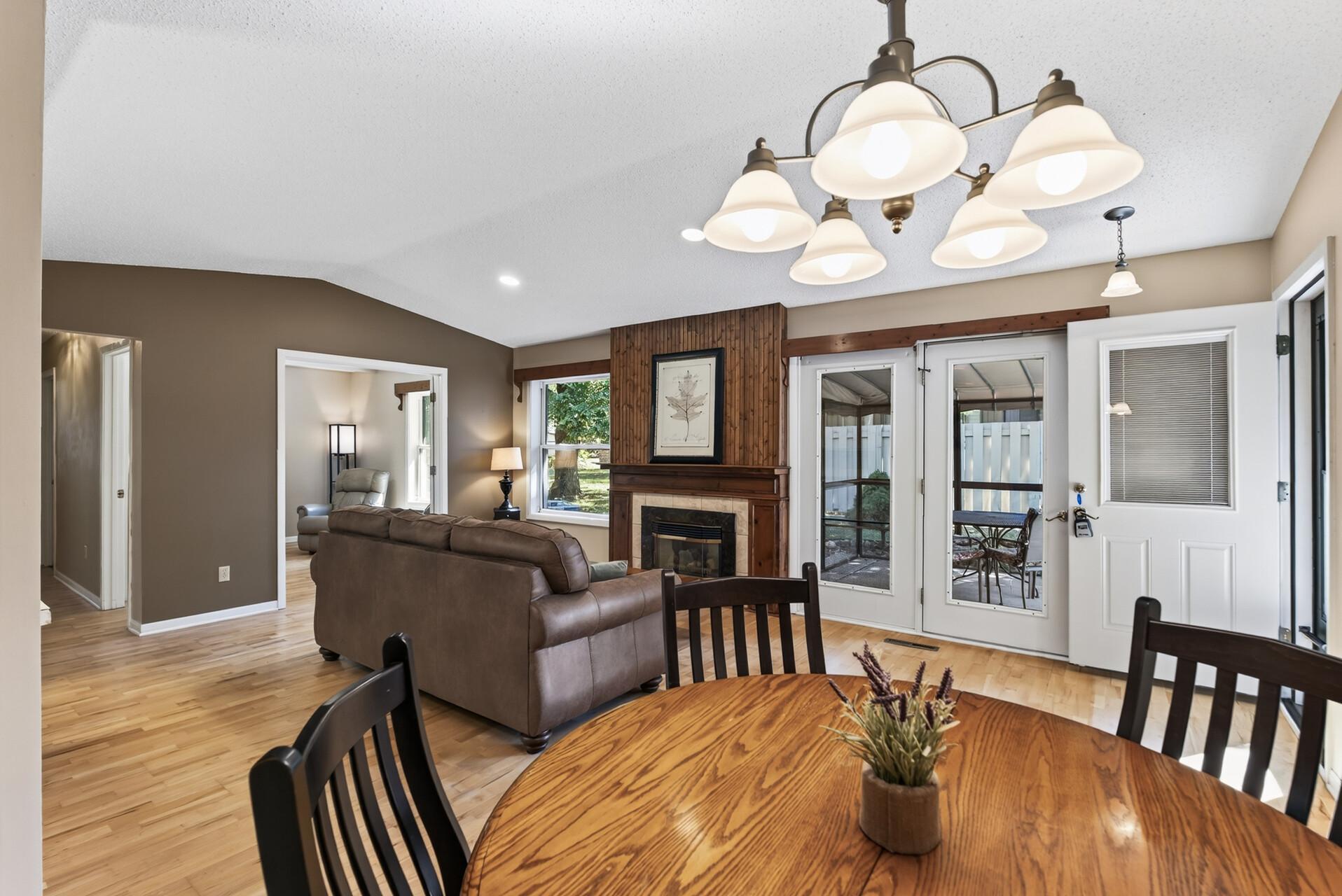 View of (TH) Side x Side at 1190 Black Oaks Lane, Plymouth - Mike Wilen | Minnesota Team Real Estate
