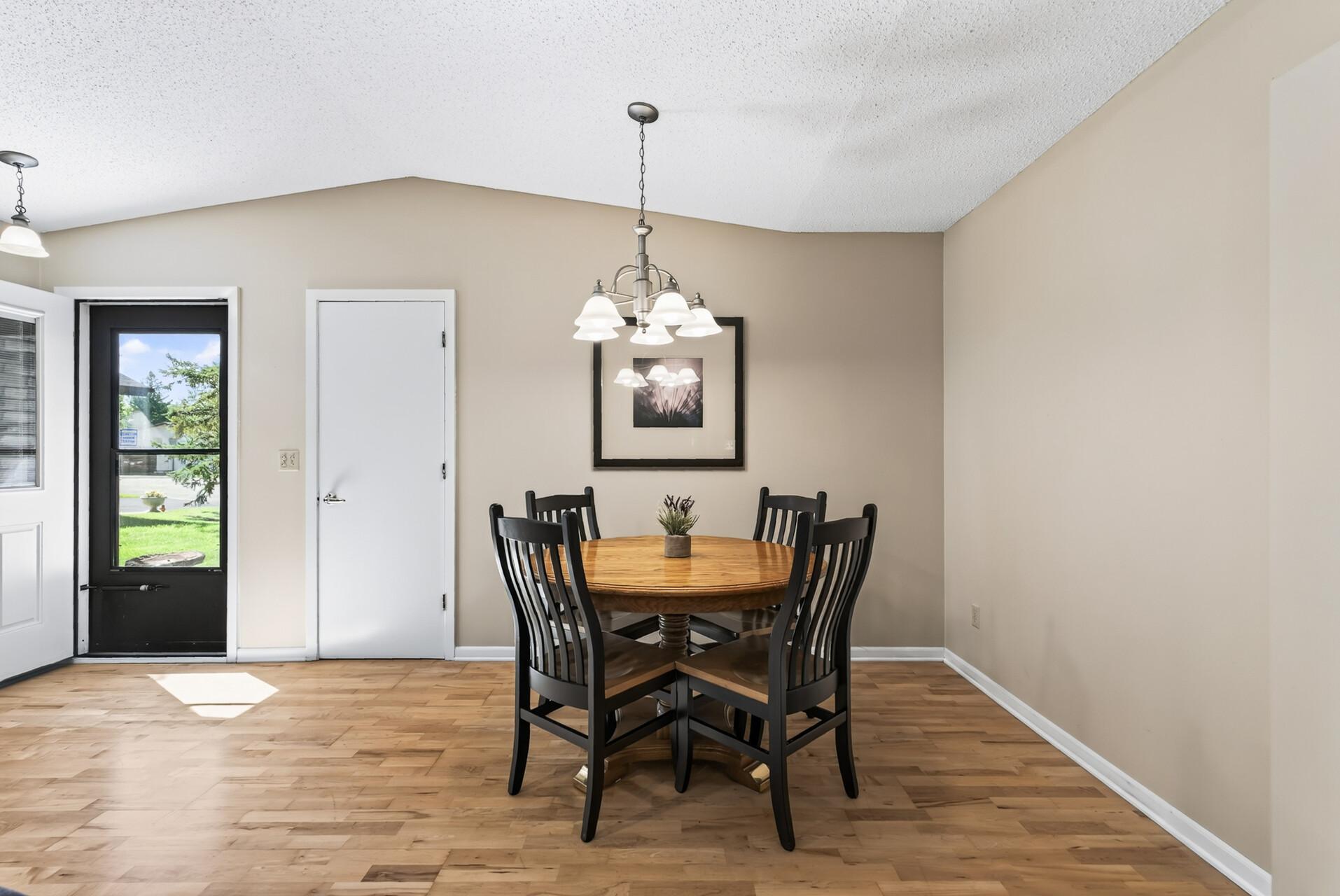 View of Residential at 1190 Black Oaks Lane, Plymouth MN 55447, Plymouth (5 of 26) - Mike Wilen | Minnesota Team Real Estate