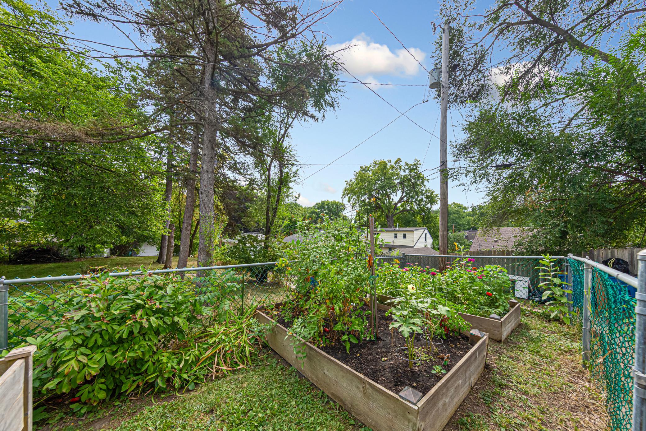 View of Residential at 3807 27th Avenue, Robbinsdale MN 55422, Robbinsdale (43 of 55) - Mike Wilen | Minnesota Team Real Estate
