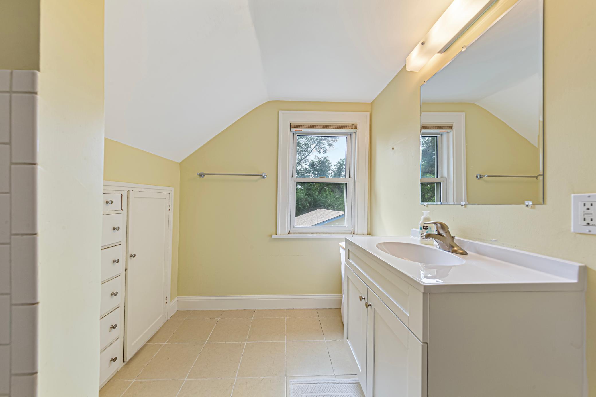 View of Residential at 3807 27th Avenue, Robbinsdale MN 55422, Robbinsdale (27 of 55) - Mike Wilen | Minnesota Team Real Estate