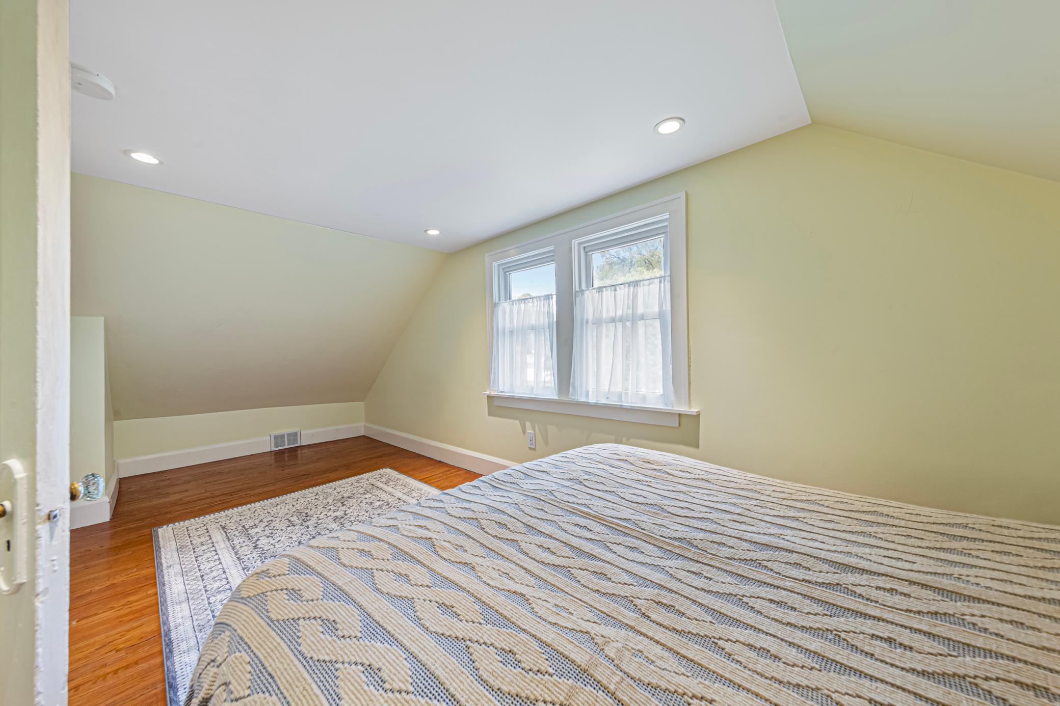 View of Residential at 3807 27th Avenue, Robbinsdale MN 55422, Robbinsdale (22 of 55) - Mike Wilen | Minnesota Team Real Estate