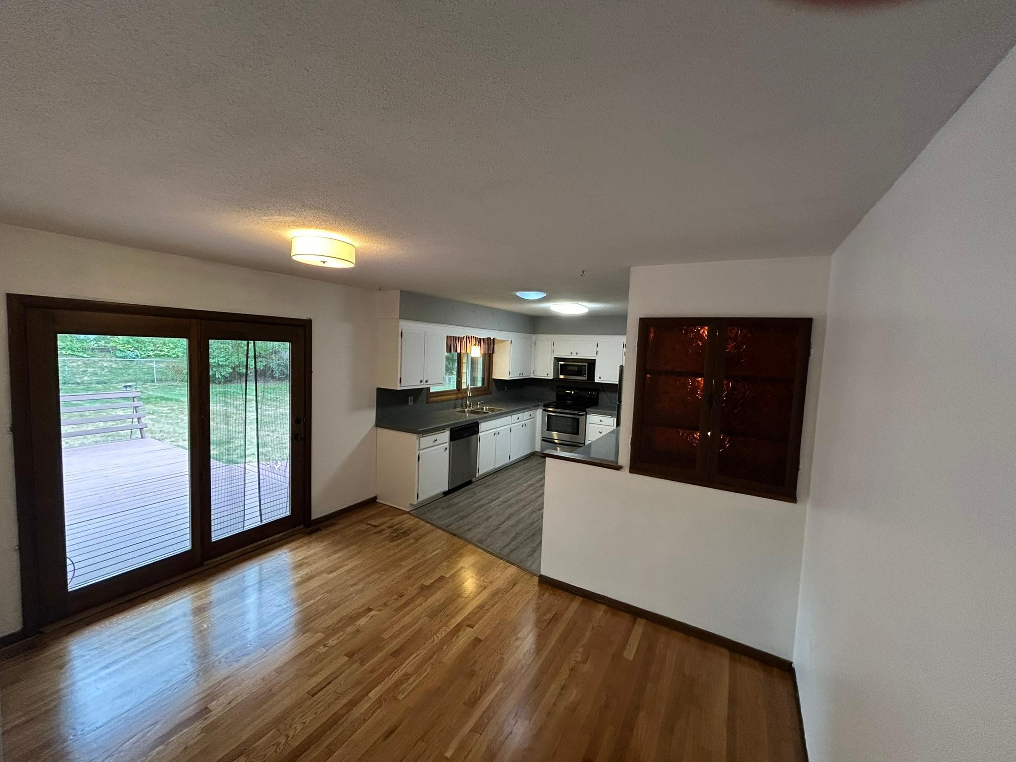 View of Residential at 8514 85th Street, Cottage Grove MN 55016, Cottage Grove (4 of 23) - Mike Wilen | Minnesota Team Real Estate