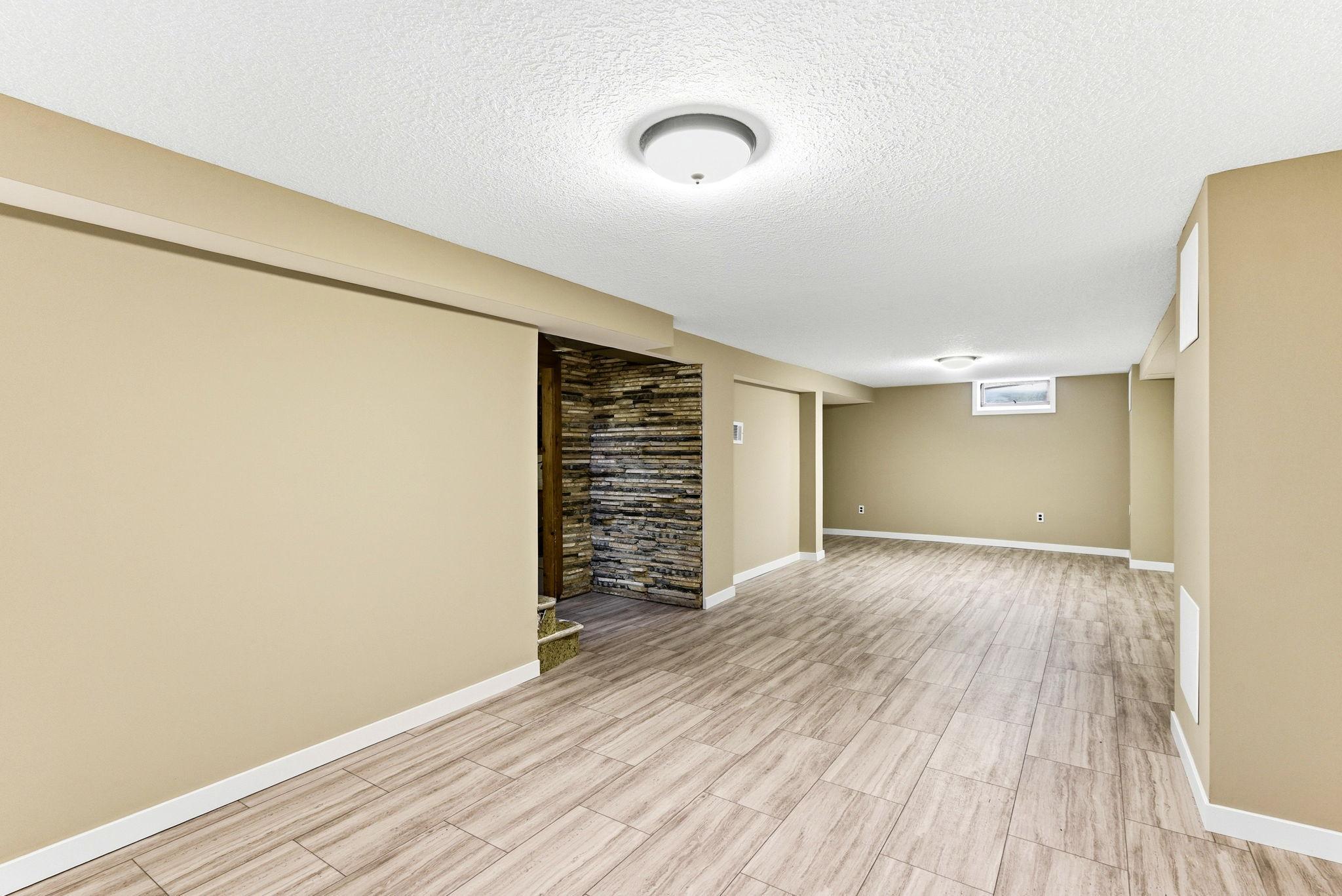 View of Residential at 3951 Penn Avenue, Minneapolis MN 55412, Minneapolis (31 of 41) - Mike Wilen | Minnesota Team Real Estate