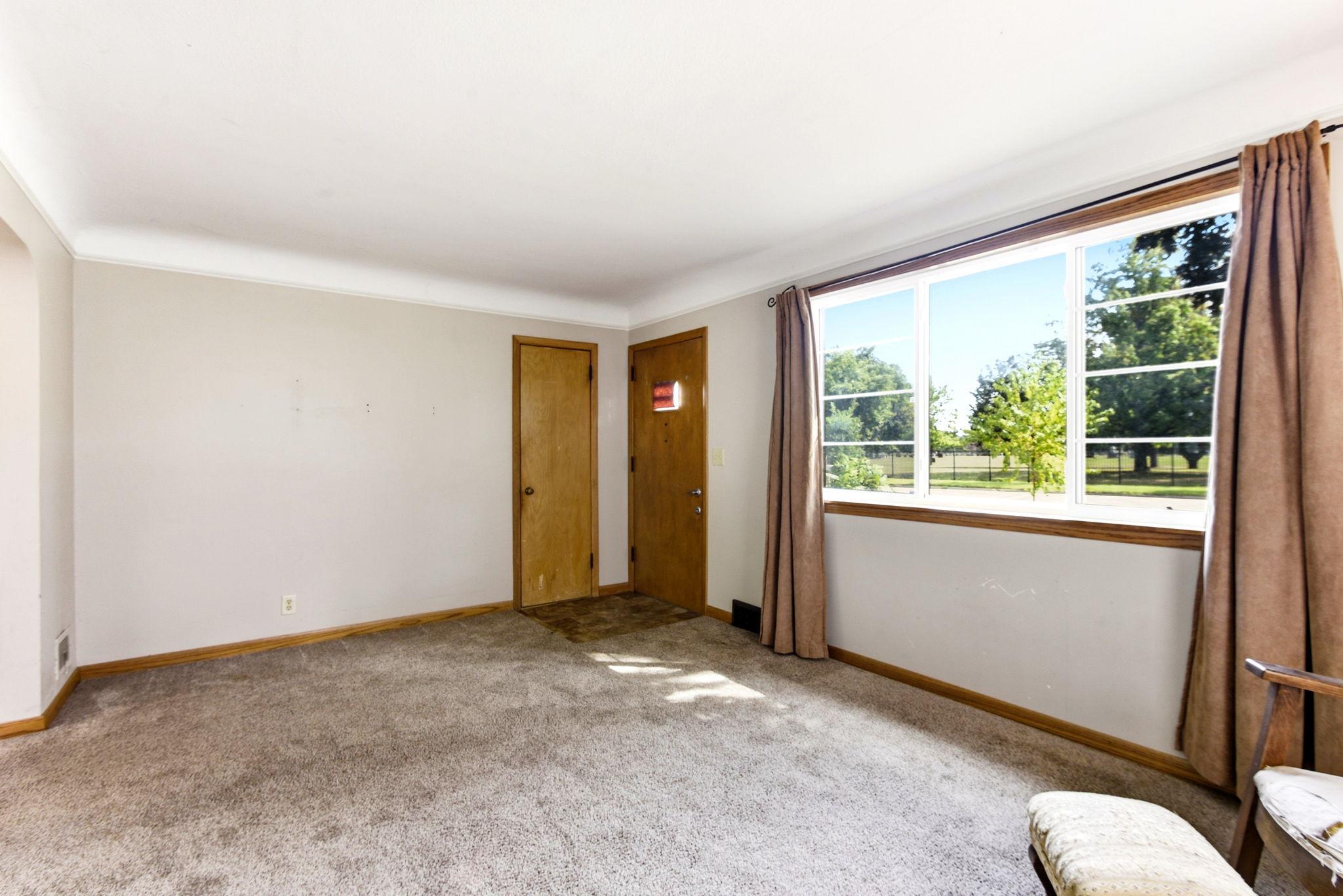 View of Residential at 3951 Penn Avenue, Minneapolis MN 55412, Minneapolis (5 of 41) - Mike Wilen | Minnesota Team Real Estate