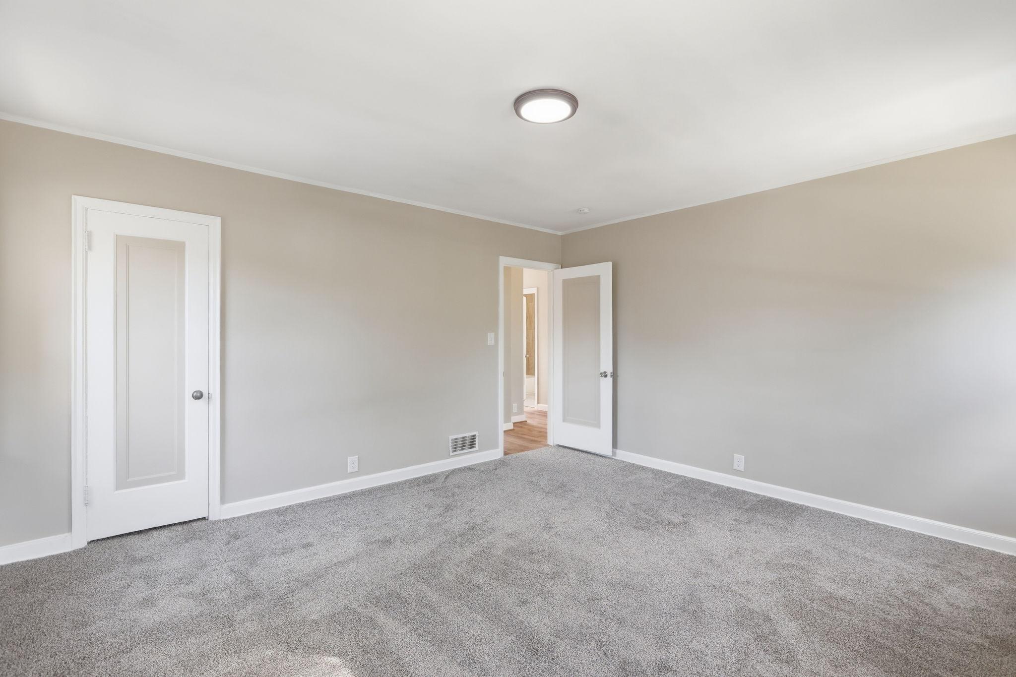 View of Residential at 1515 Upton Avenue, Minneapolis MN 55411, Minneapolis (18 of 40) - Mike Wilen | Minnesota Team Real Estate