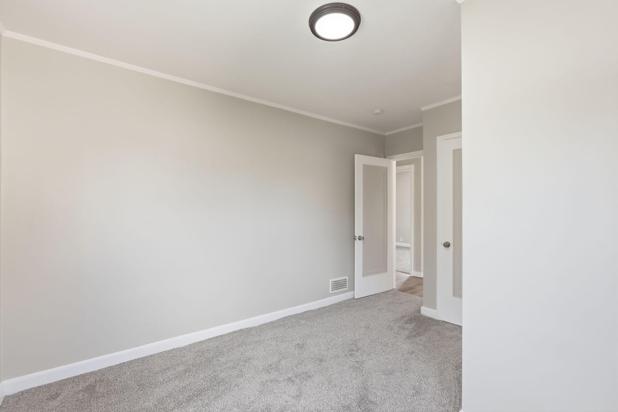 View of Residential at 1515 Upton Avenue, Minneapolis MN 55411, Minneapolis (22 of 40) - Mike Wilen | Minnesota Team Real Estate