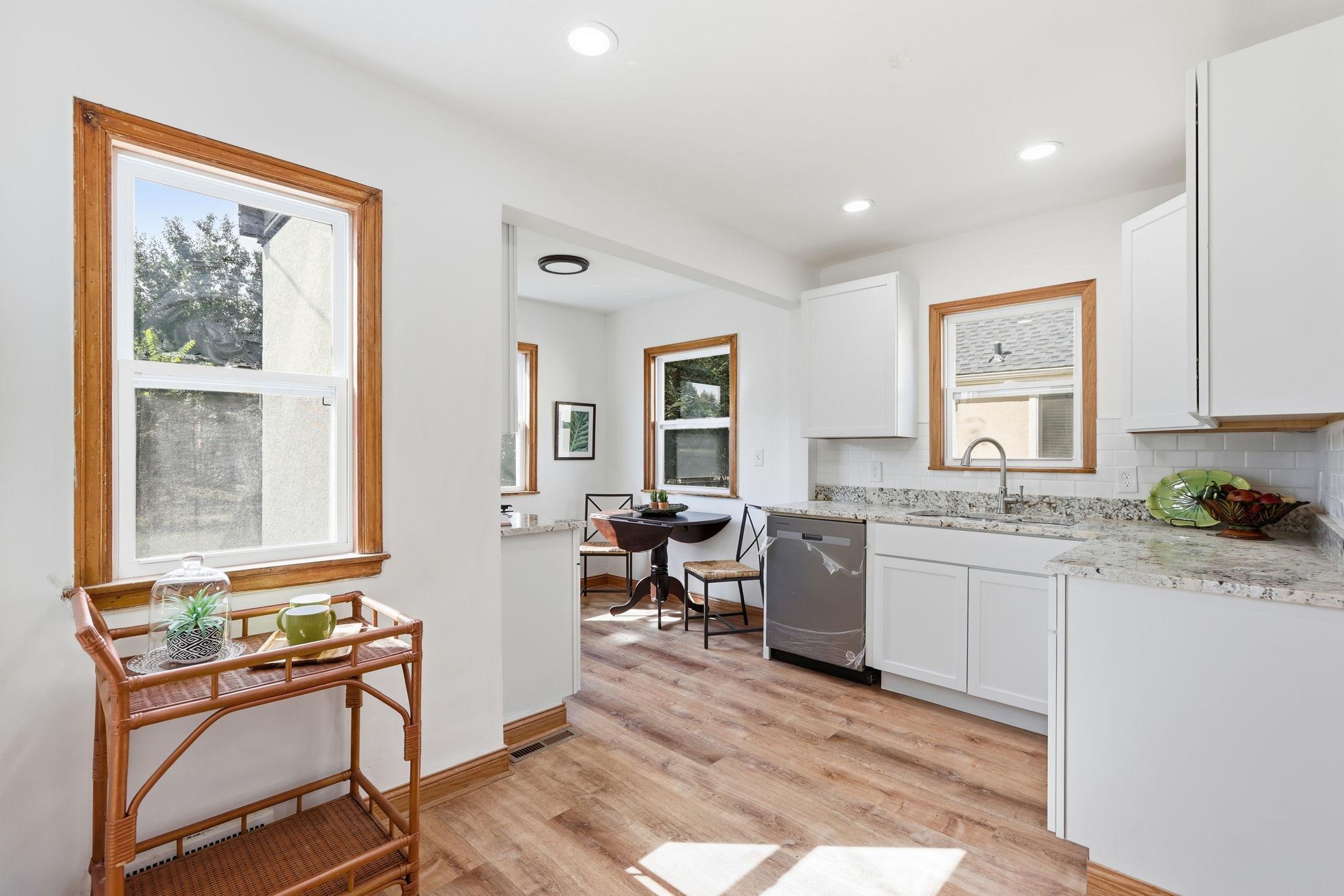 View of Residential at 1515 Upton Avenue, Minneapolis MN 55411, Minneapolis (11 of 40) - Mike Wilen | Minnesota Team Real Estate