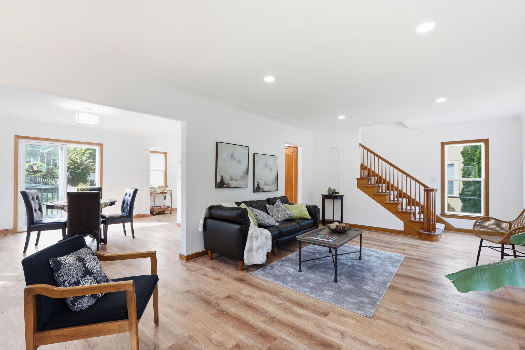 View of Residential at 1515 Upton Avenue, Minneapolis MN 55411, Minneapolis (7 of 40) - Mike Wilen | Minnesota Team Real Estate