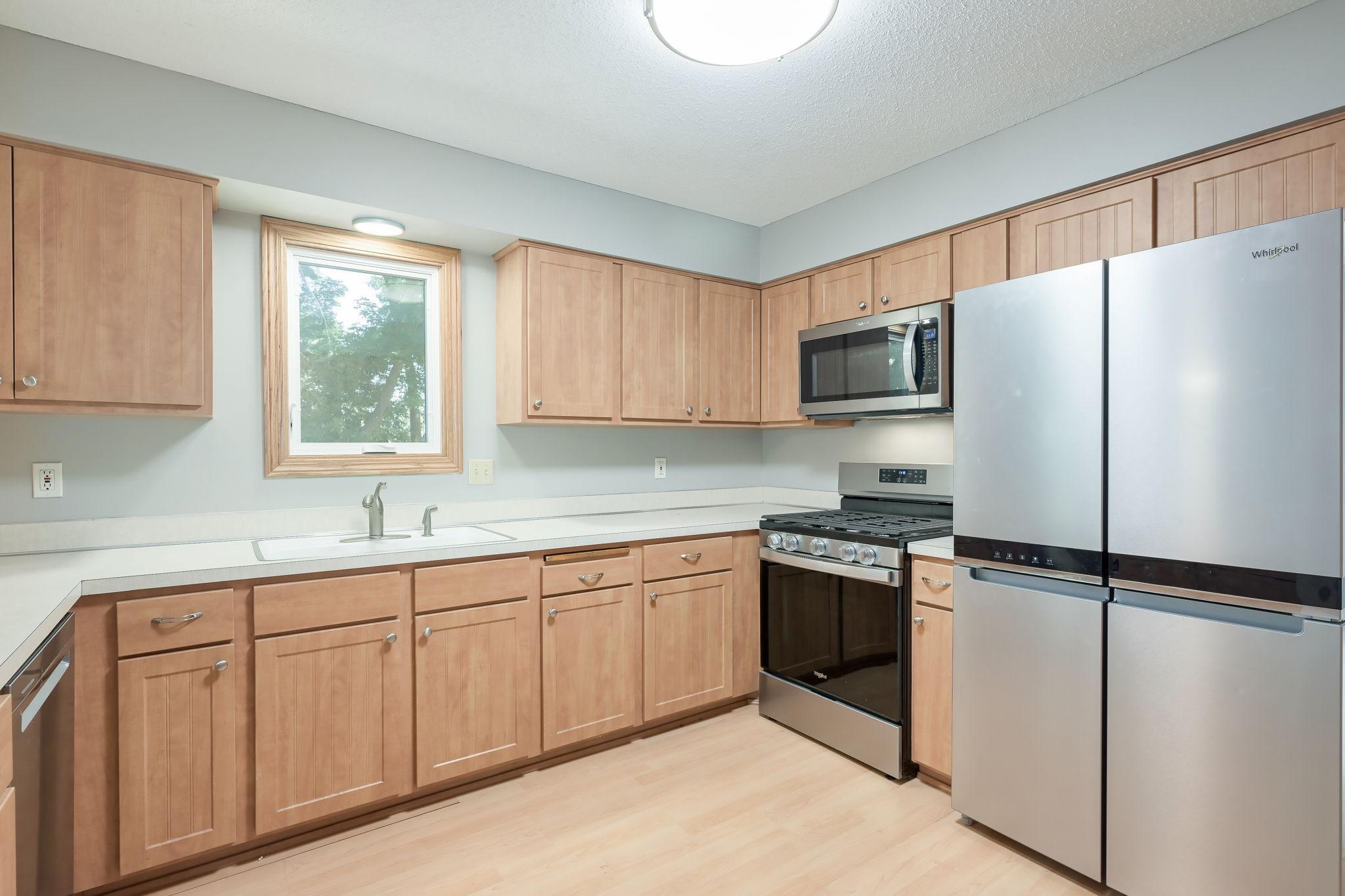 View of Residential at 1800 James Court, Burnsville MN 55337, Burnsville (7 of 16) - Mike Wilen | Minnesota Team Real Estate